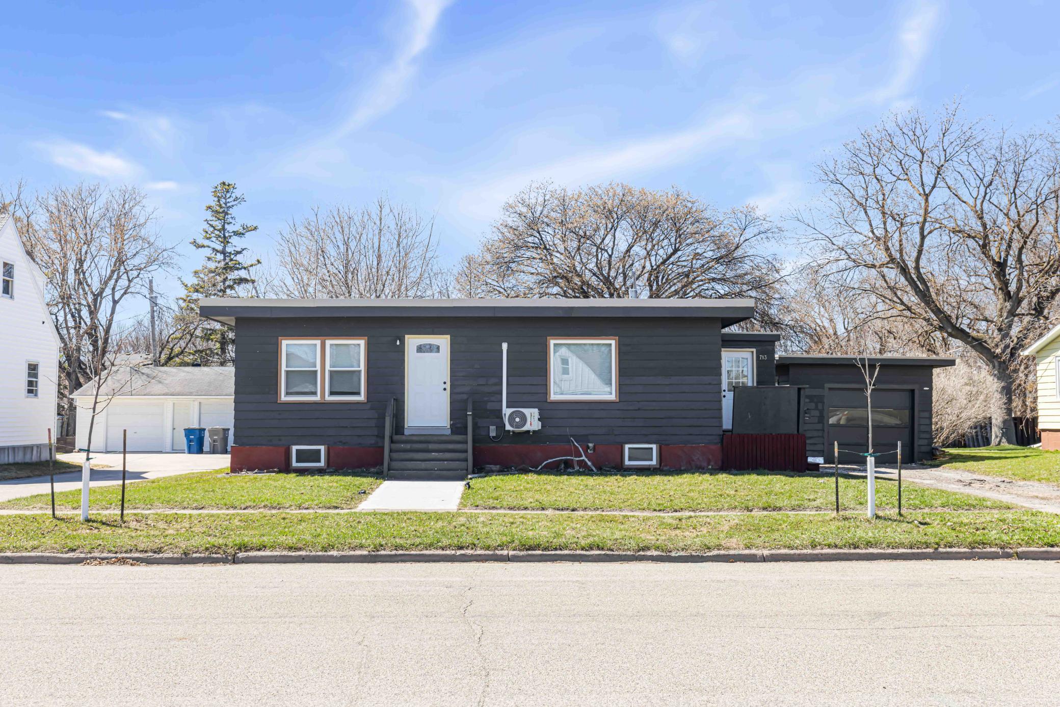 713 13th Street N Property Photo 1