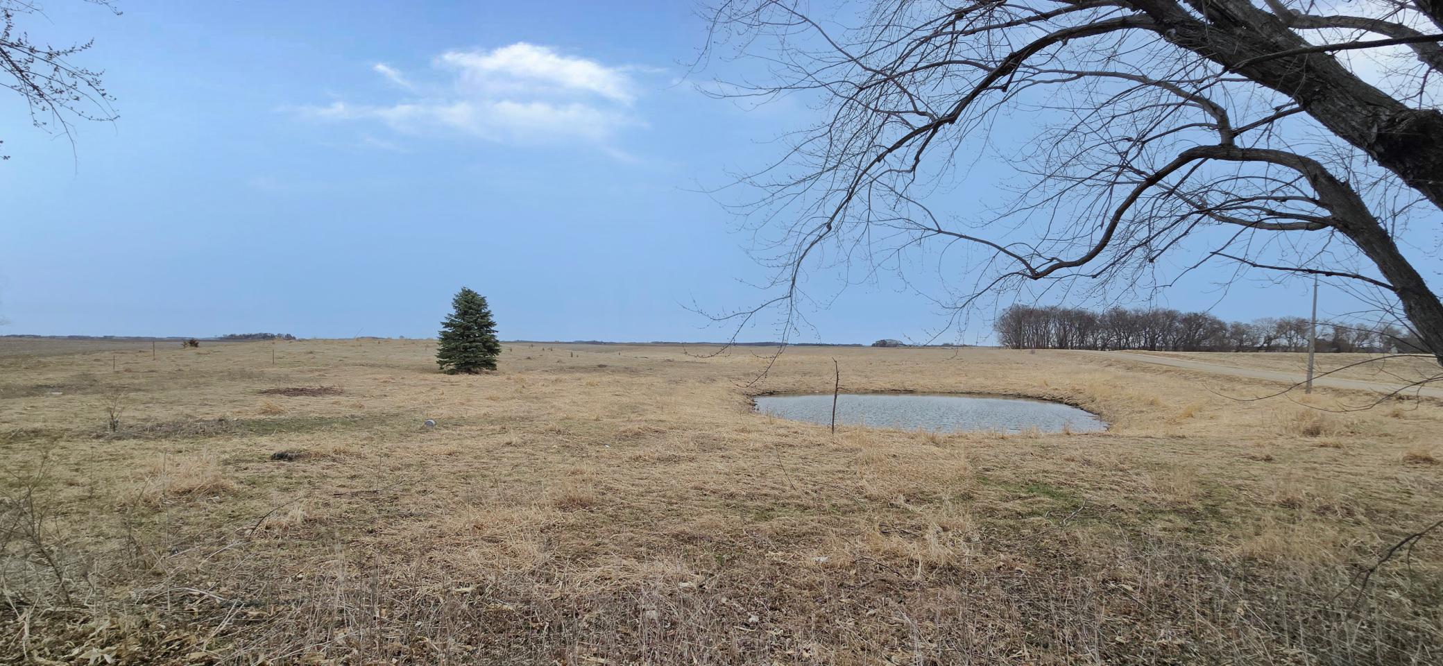 45760 710th Street Property Photo 3