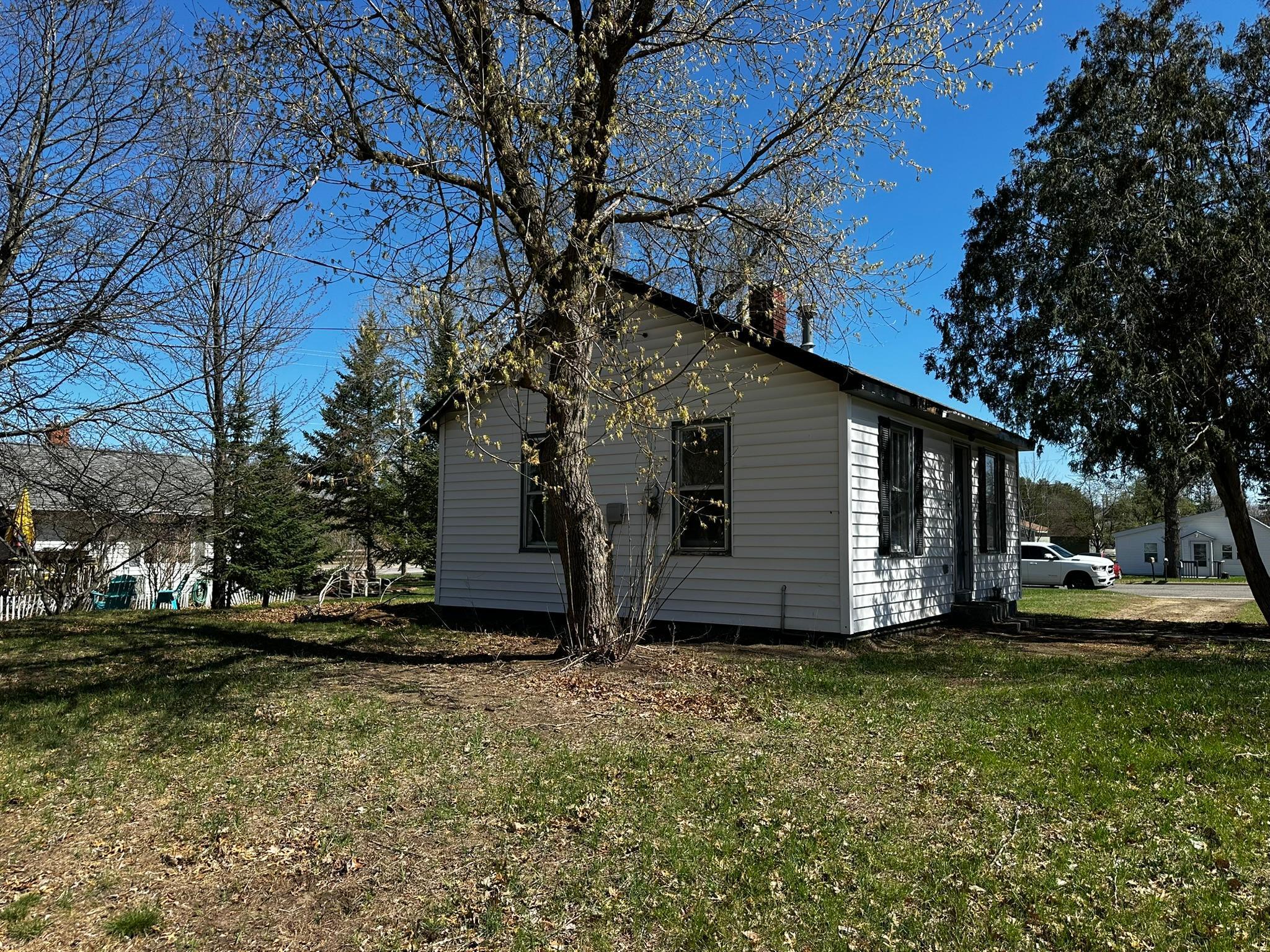 206 Sw 7th Street Property Photo 4