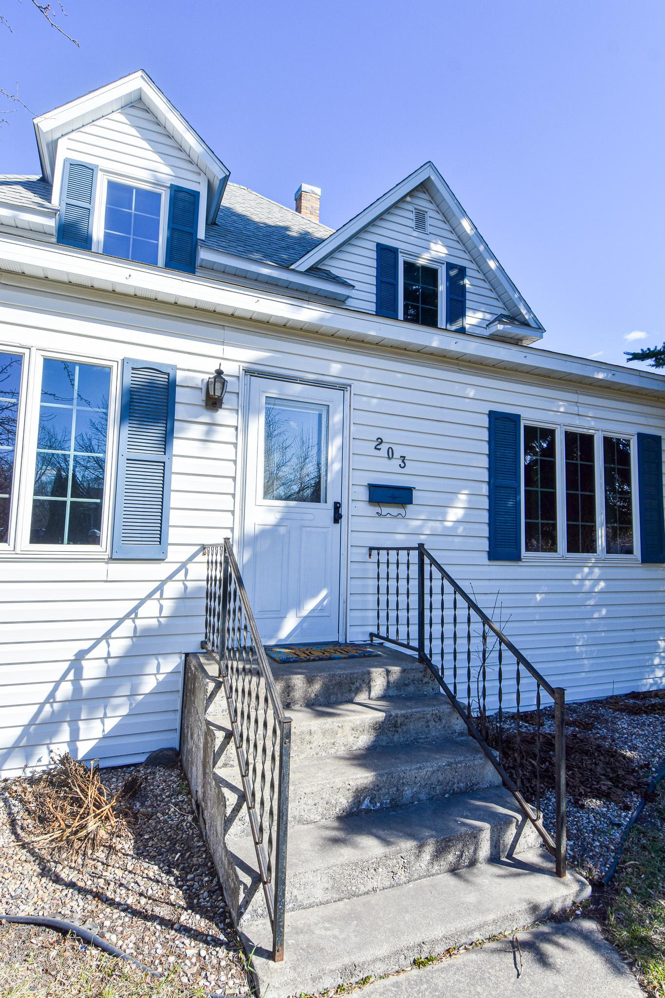 203 E Fletcher Avenue Property Photo 4