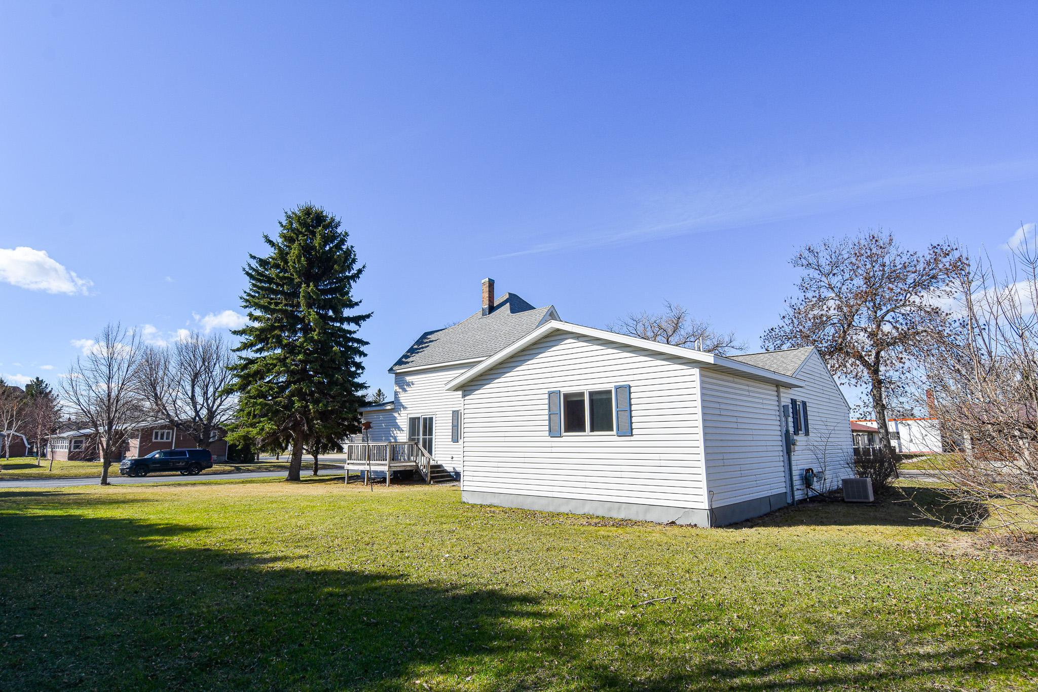 203 E Fletcher Avenue Property Photo 7