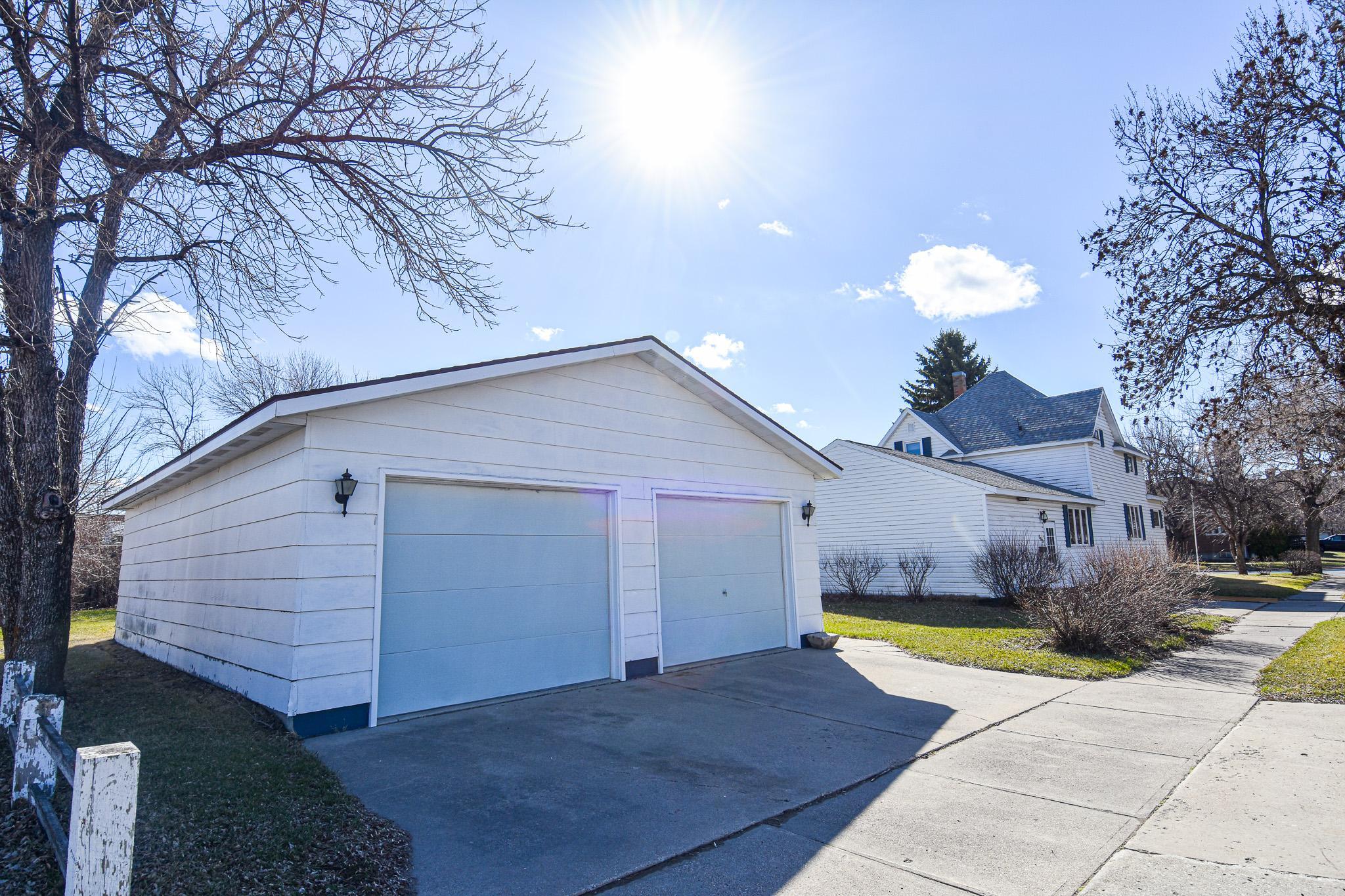 203 E Fletcher Avenue Property Photo 8