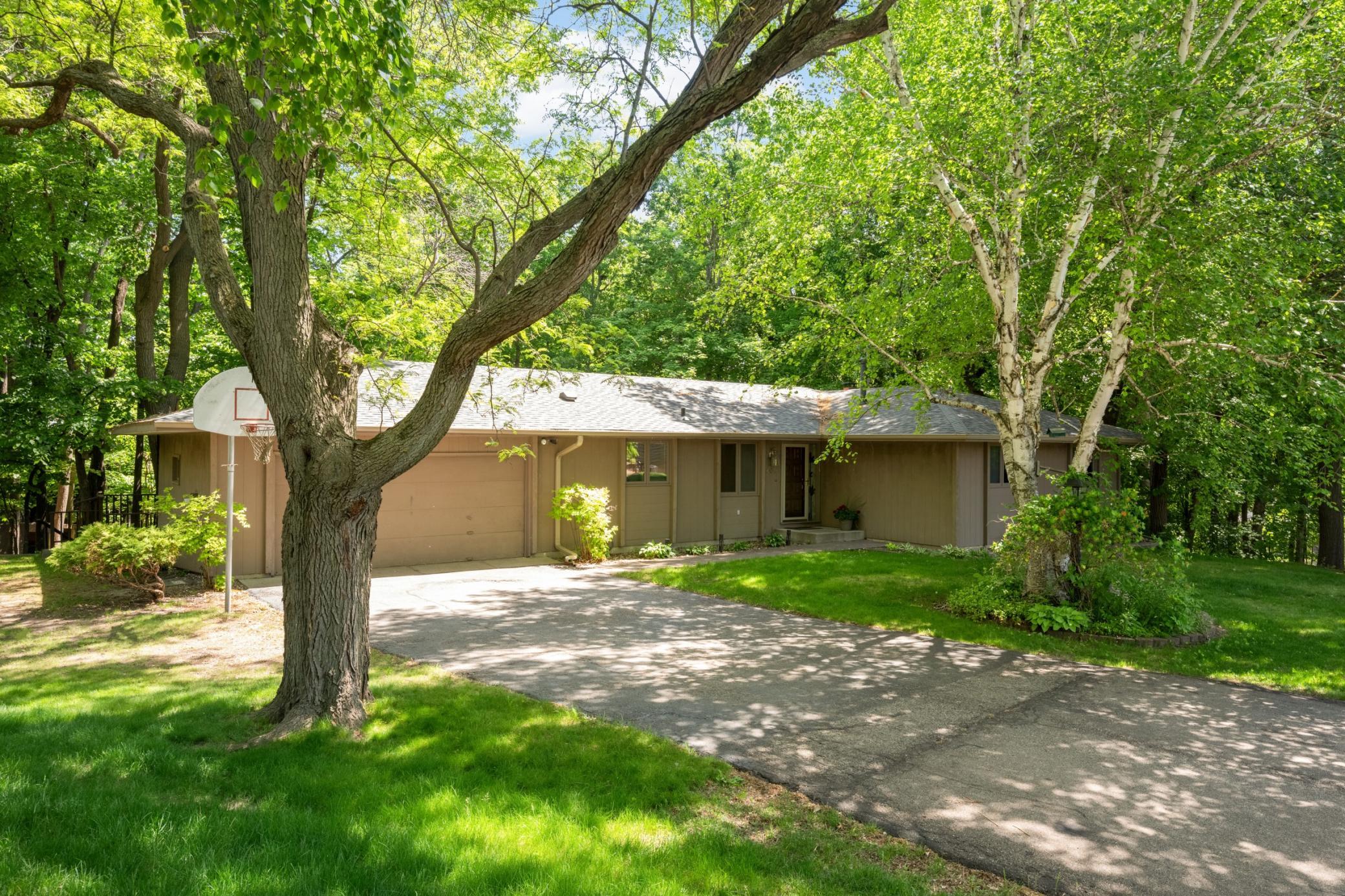 400 Cimarron Circle