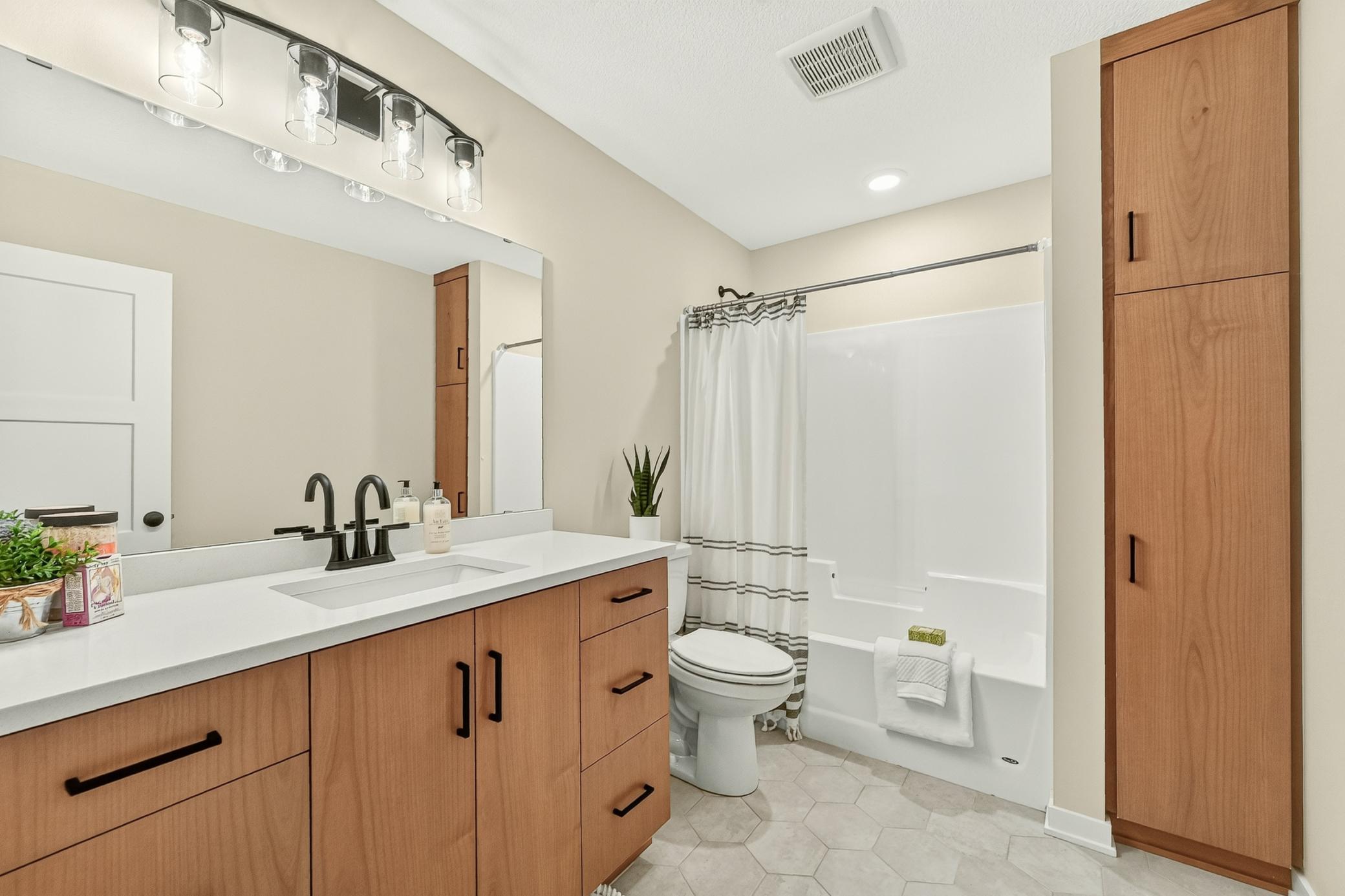 3449 Stonehedge Drive Ne Property Photo 27