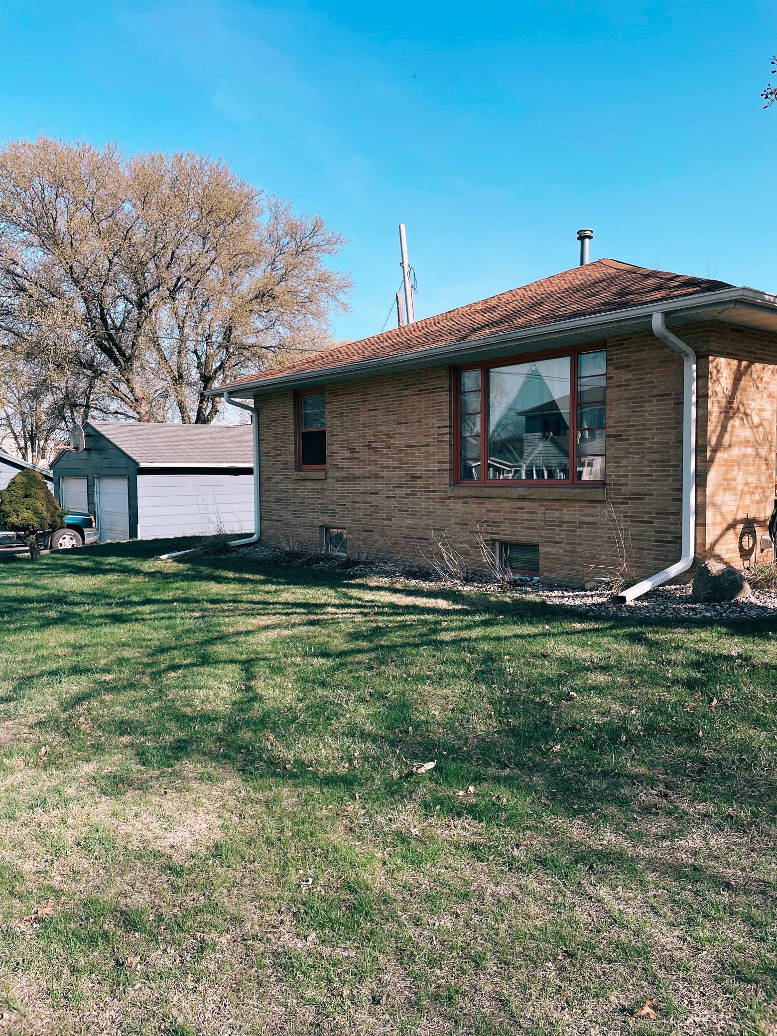414 Park Street Property Photo 2