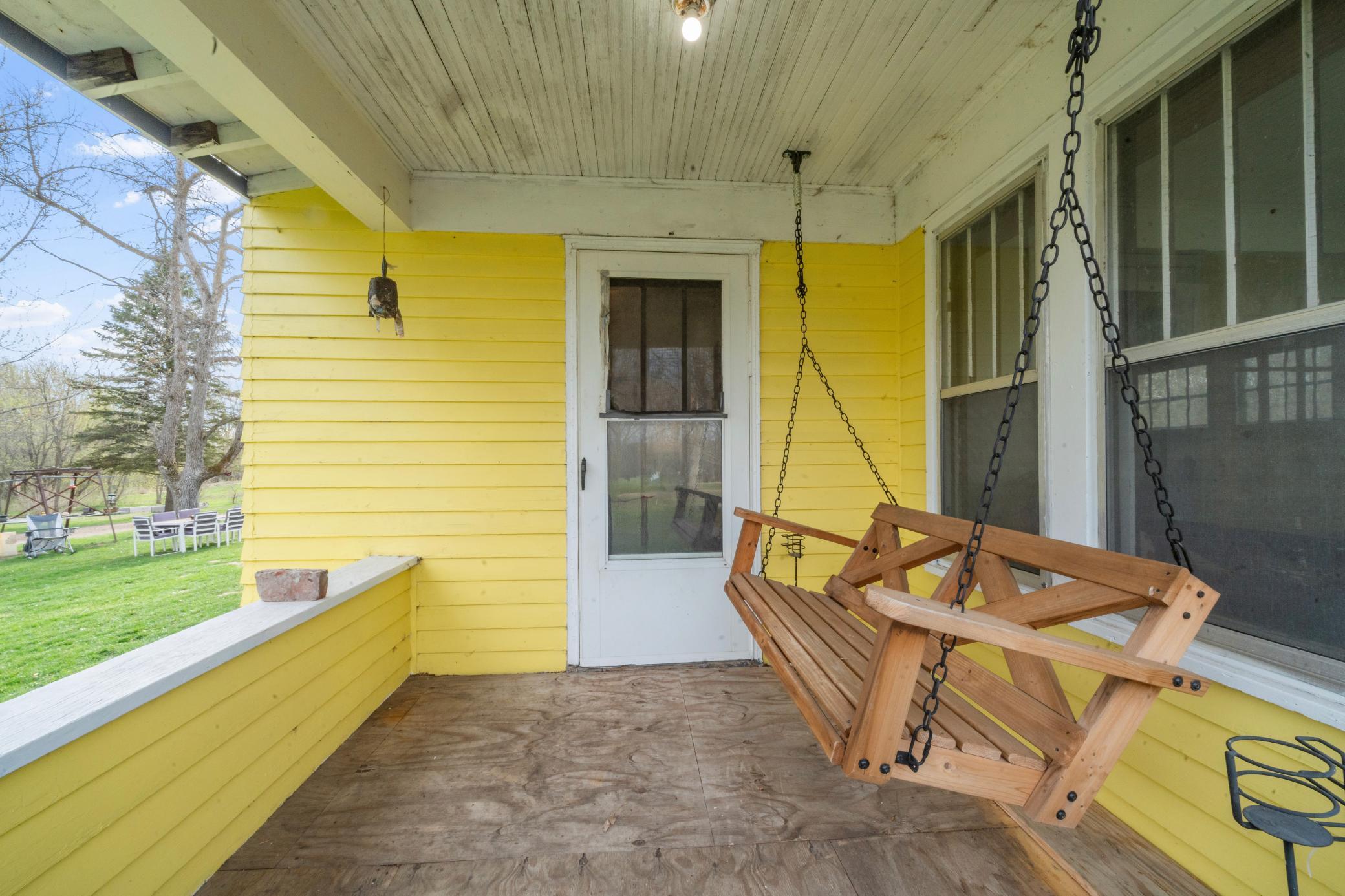 33527 State Highway 55 Property Photo 6