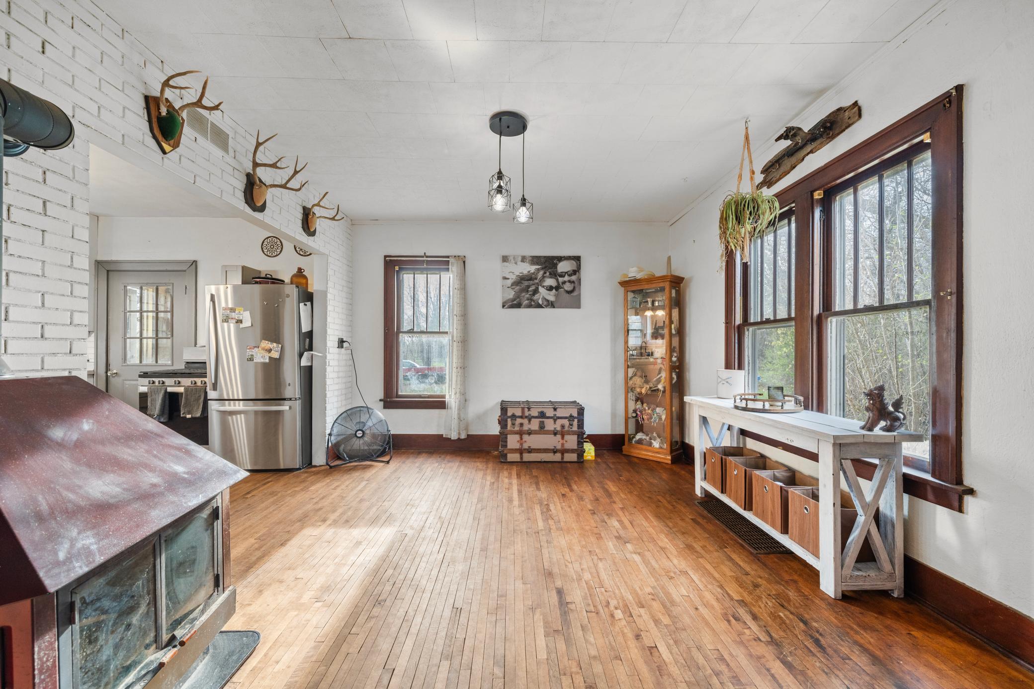 33527 State Highway 55 Property Photo 14