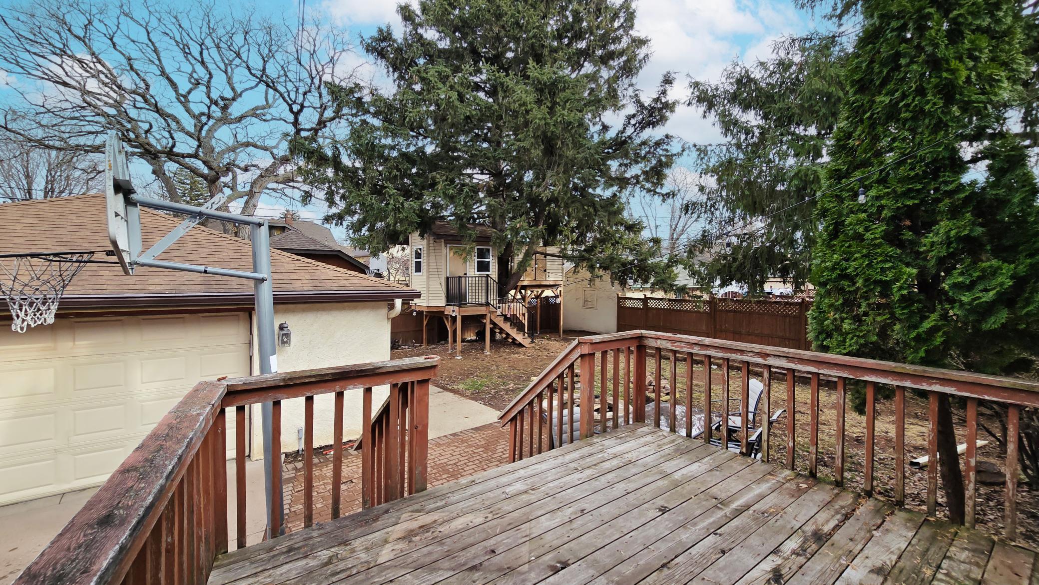 4354 Upton Avenue N Property Photo 16