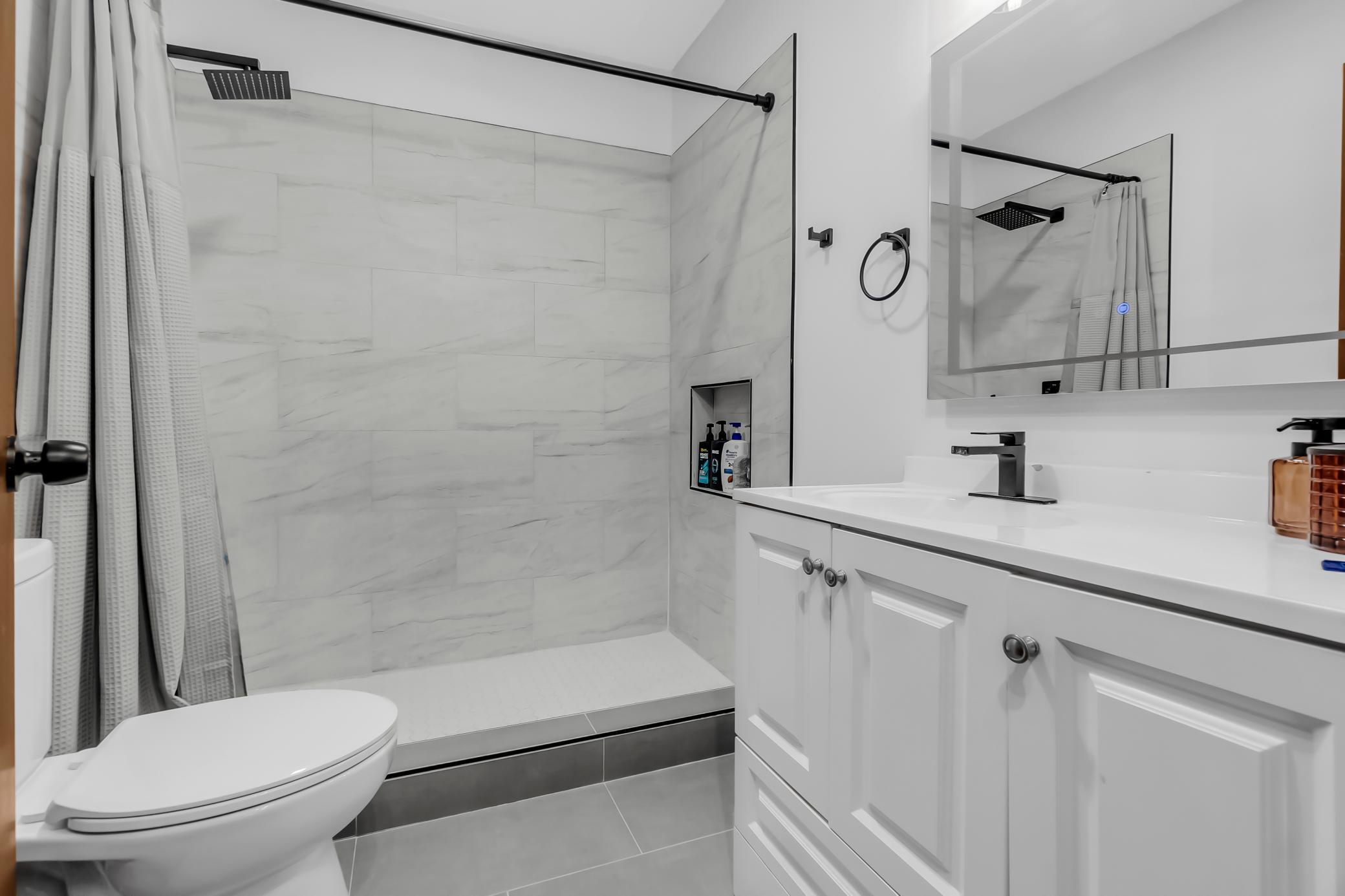 4354 Upton Avenue N Property Photo 20