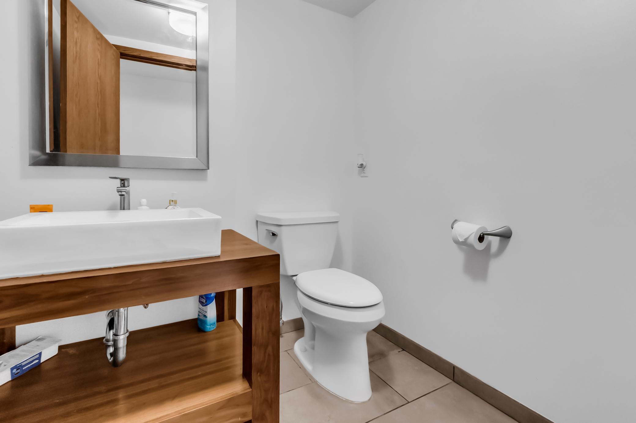 4354 Upton Avenue N Property Photo 27