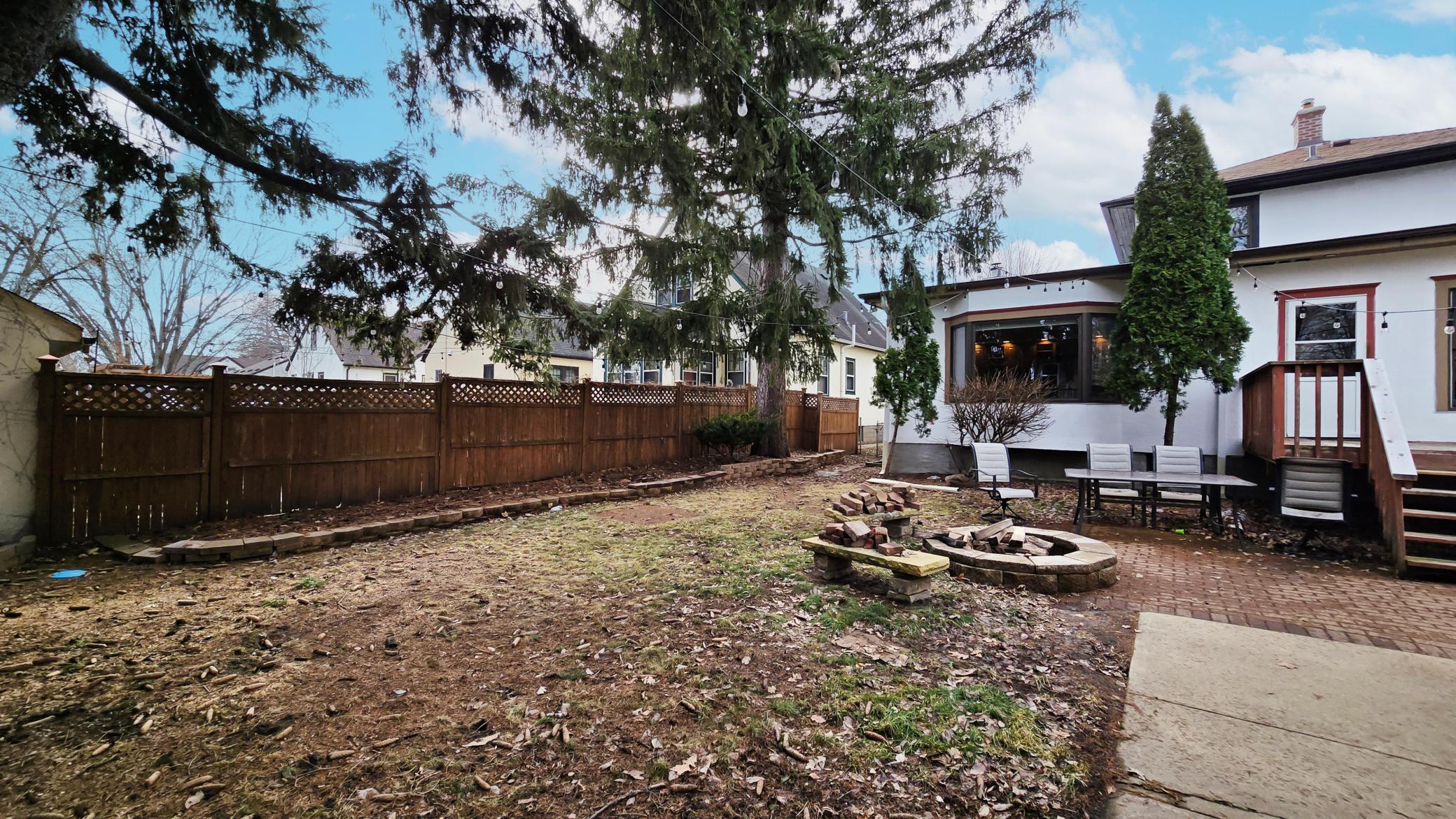 4354 Upton Avenue N Property Photo 32