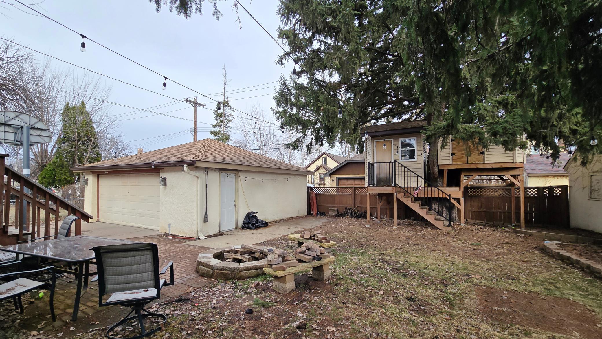 4354 Upton Avenue N Property Photo 33