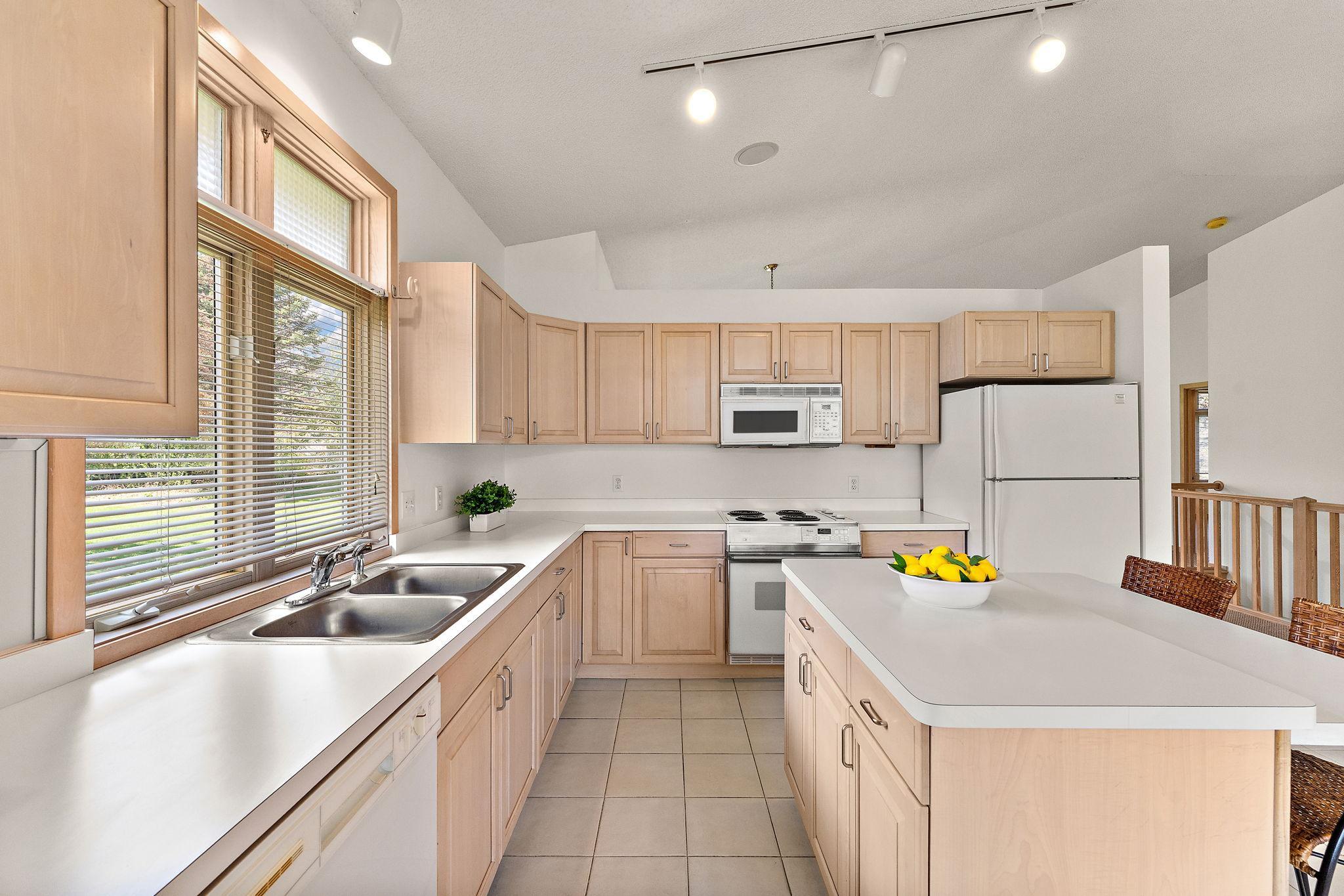 8914 Hilloway Road Property Photo 18