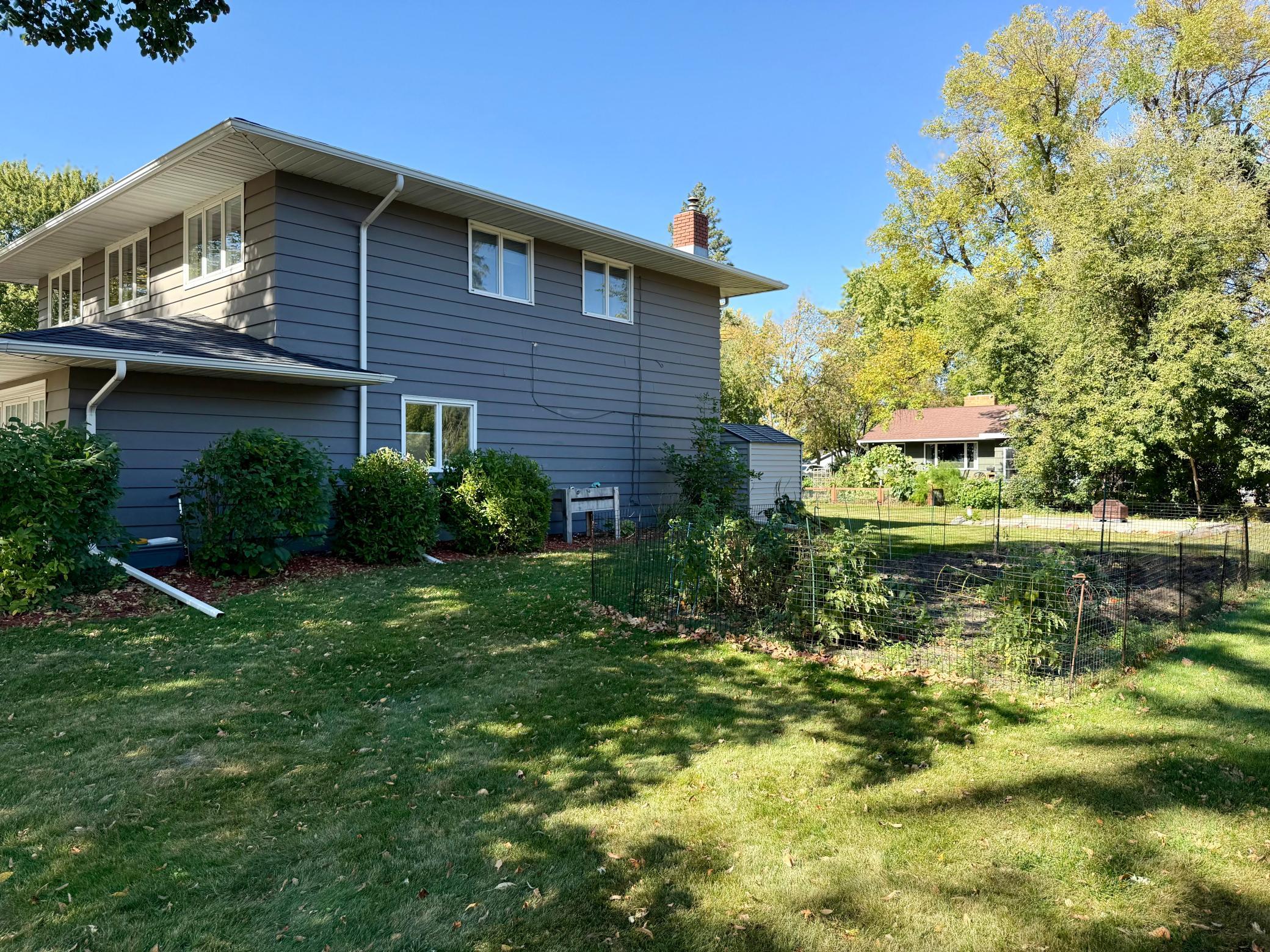 1000 W Birch Avenue Property Photo 7