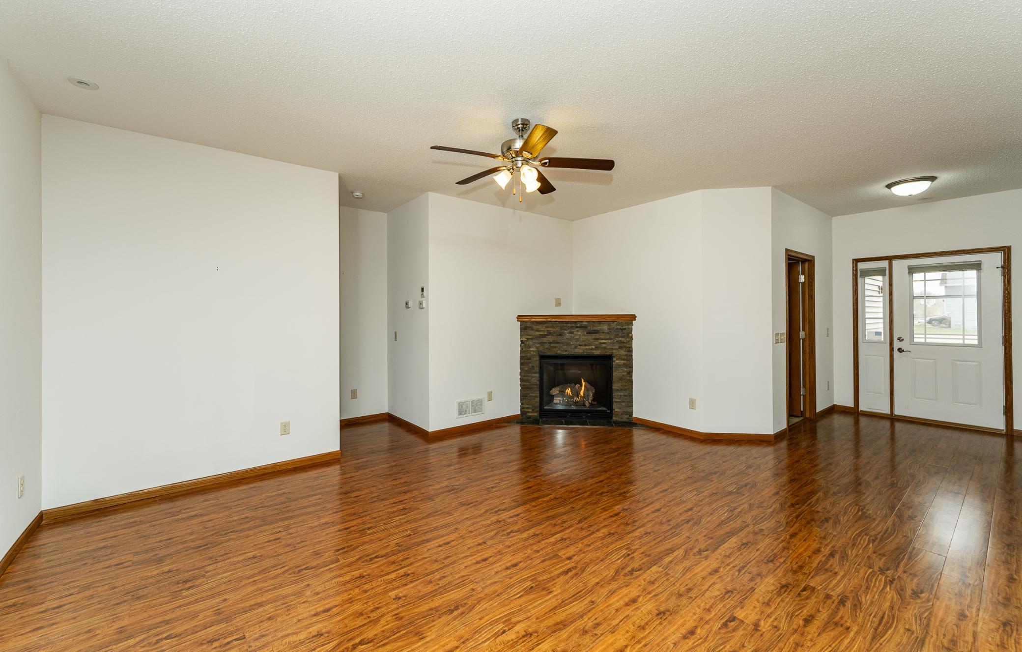 645 Ashley Lane Property Photo 4
