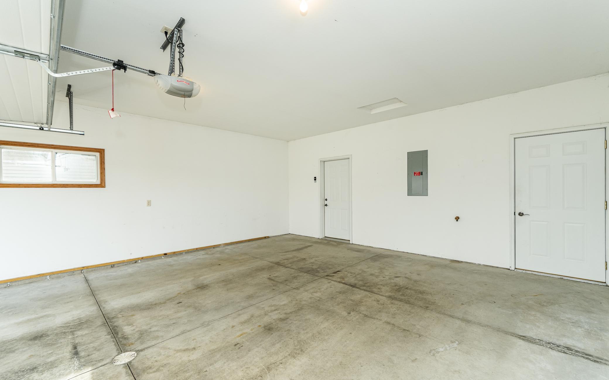 645 Ashley Lane Property Photo 26