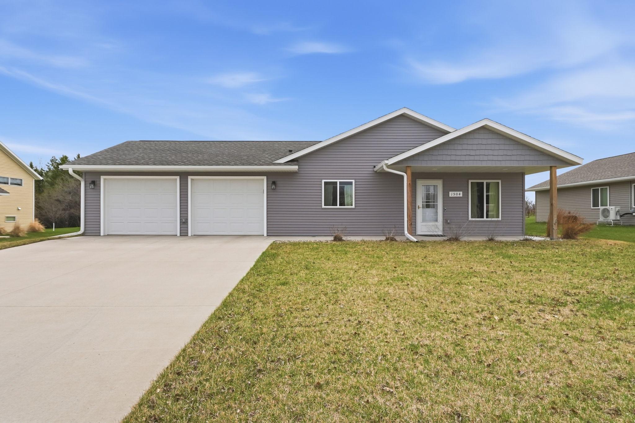 1504 Jasmine Drive Property Photo 1