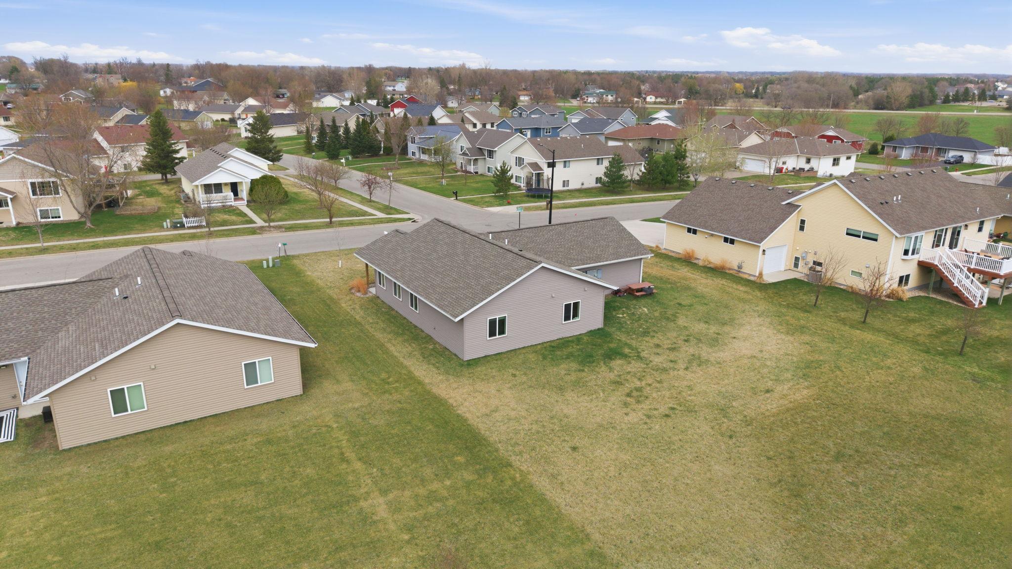 1504 Jasmine Drive Property Photo 3