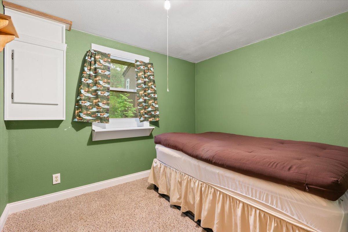 21165 Elkview Circle Property Photo 17