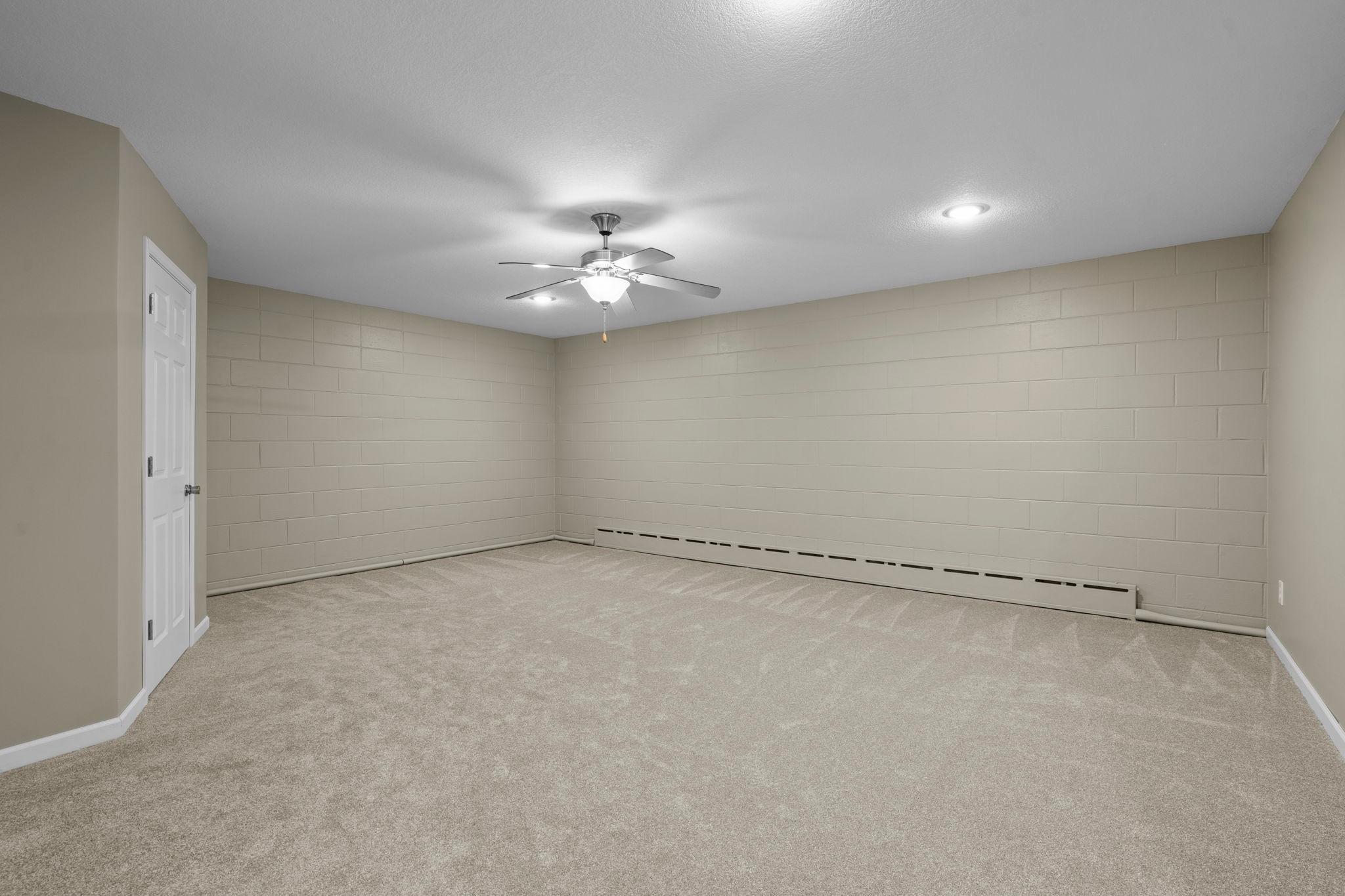 687 4th Avenue Nw Property Photo 40