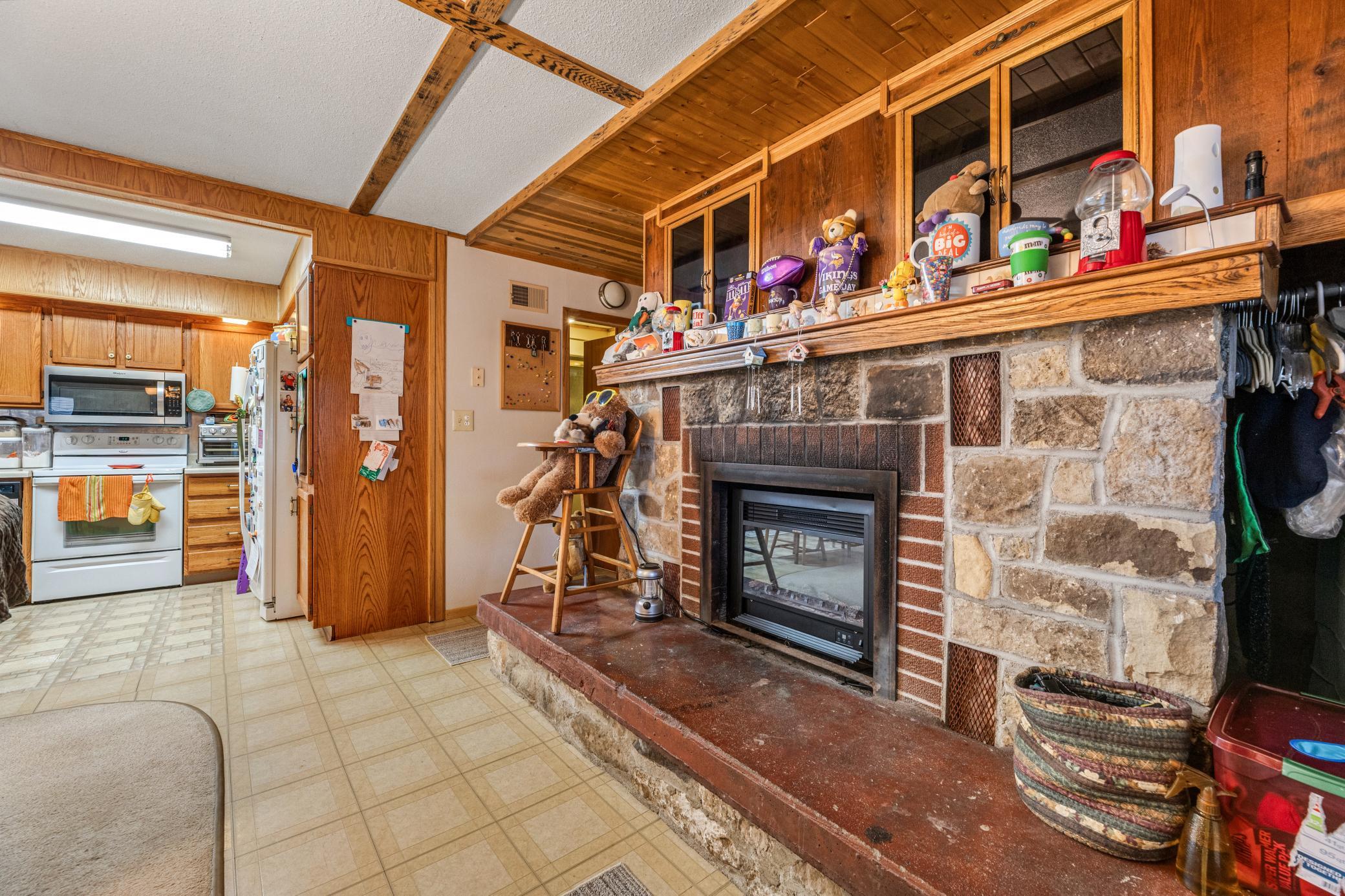 526 S Herman Street Property Photo 6