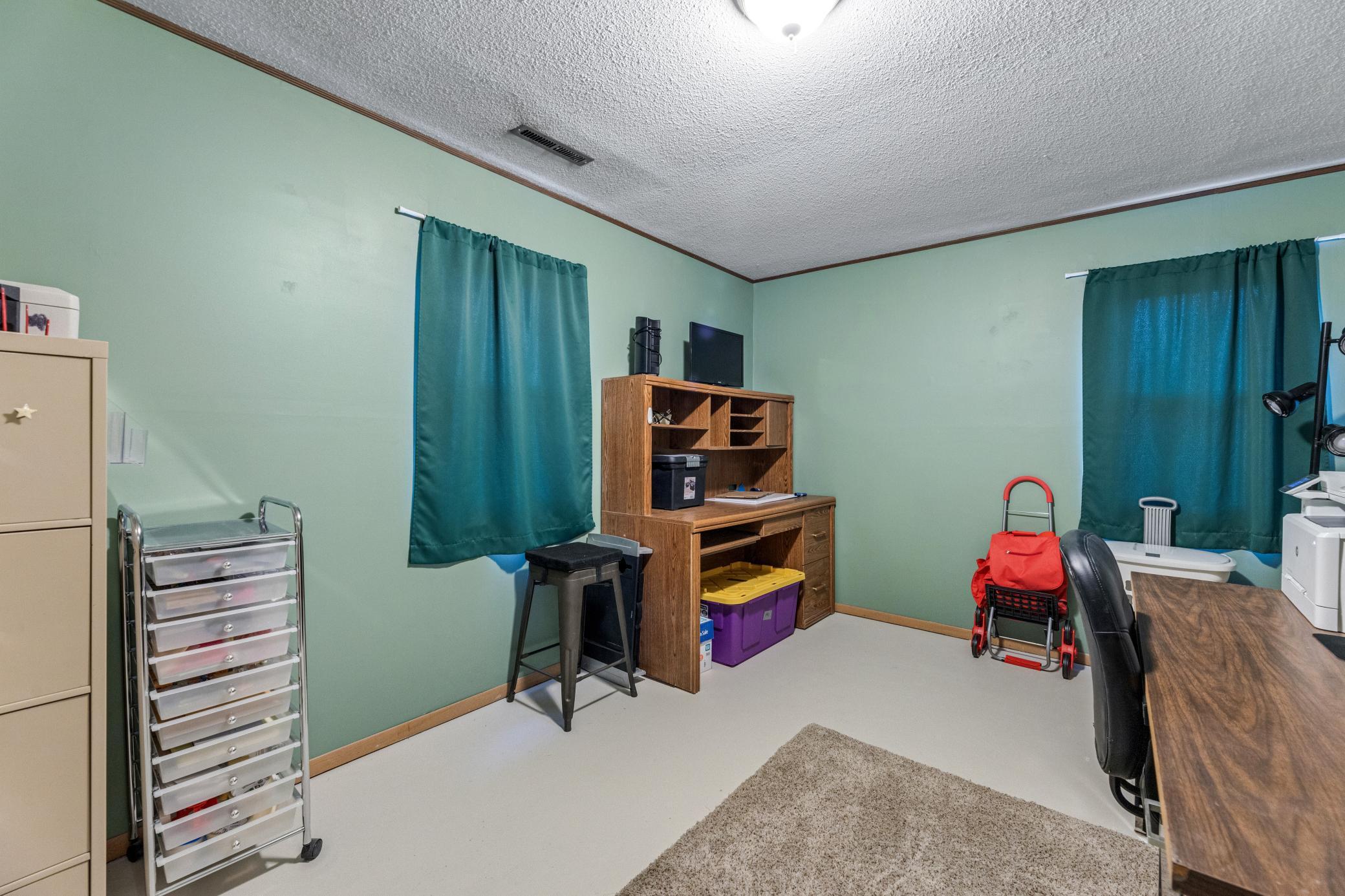 526 S Herman Street Property Photo 11
