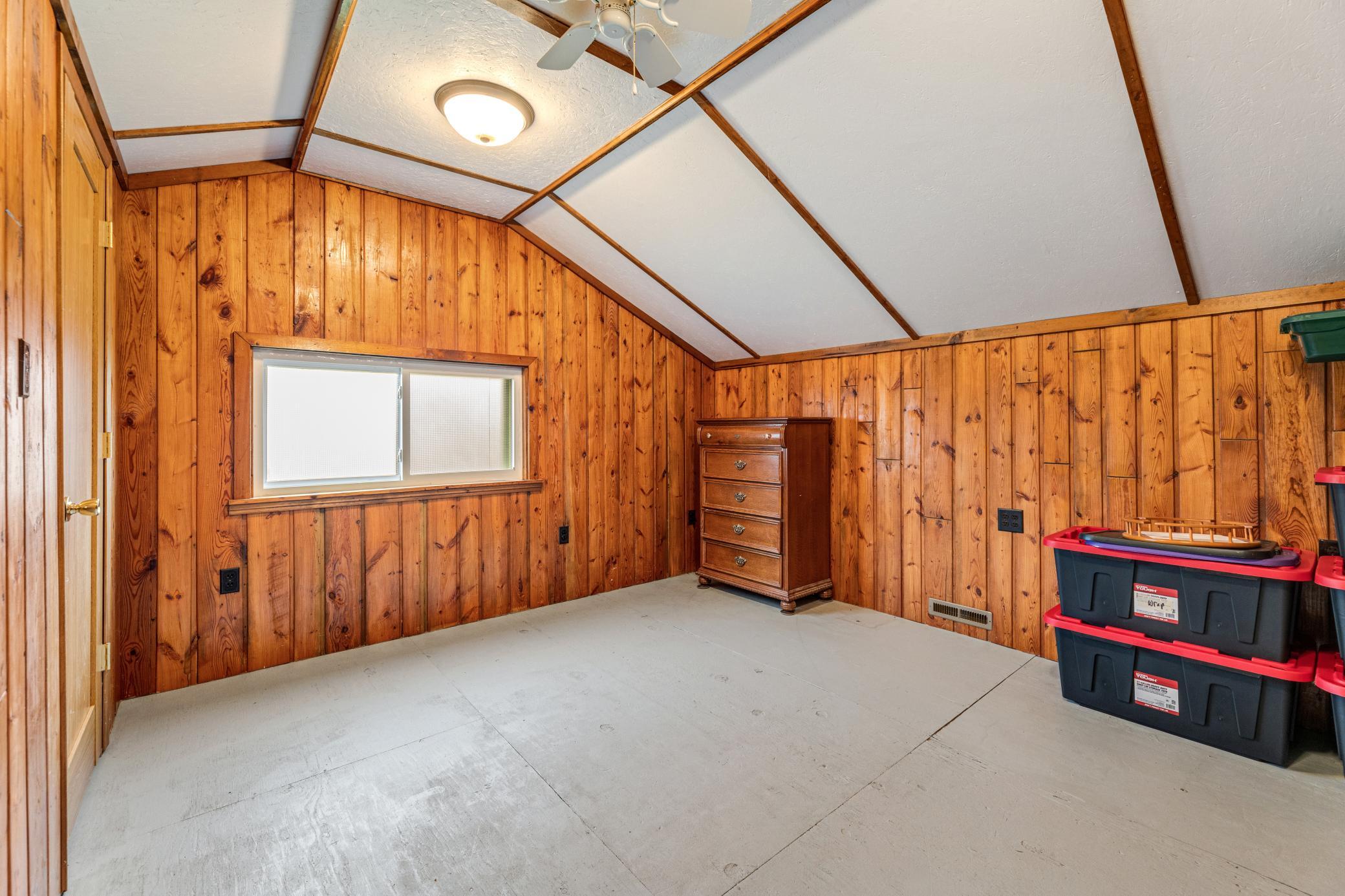 526 S Herman Street Property Photo 14