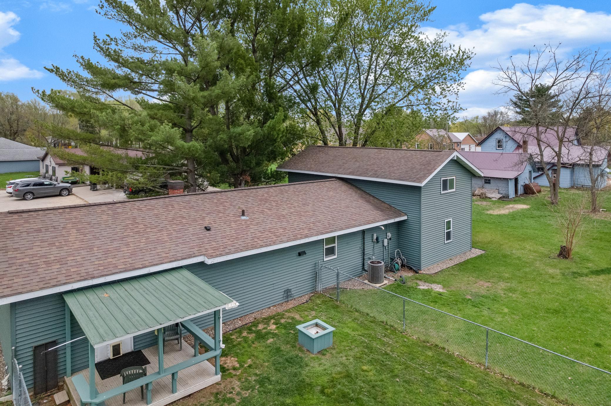526 S Herman Street Property Photo 17