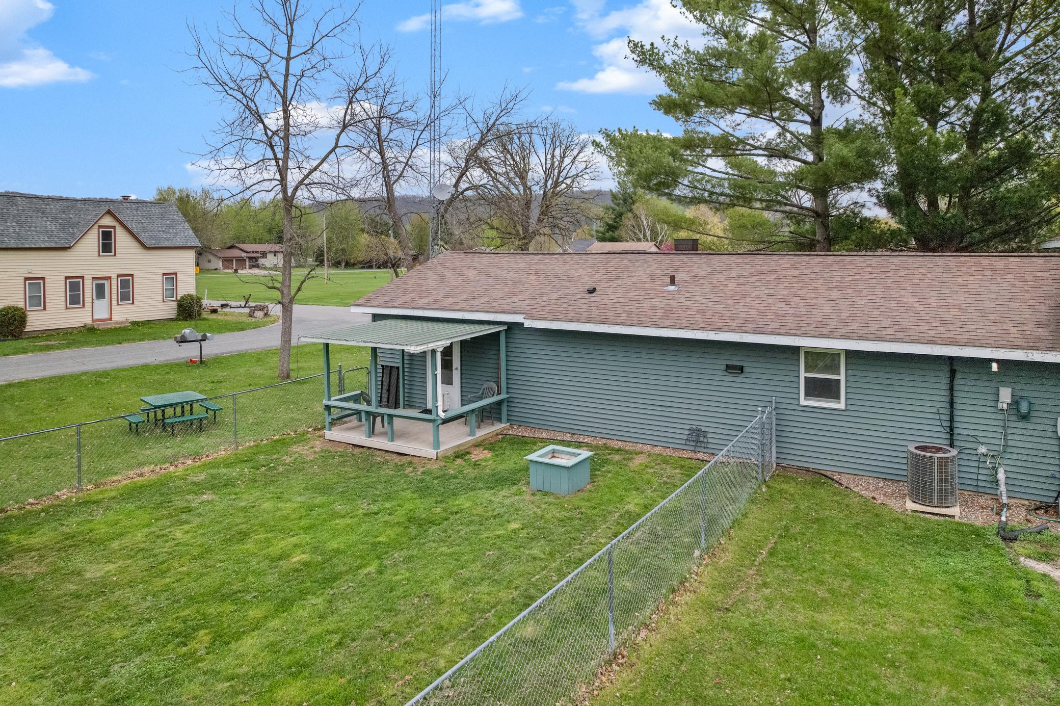 526 S Herman Street Property Photo 18