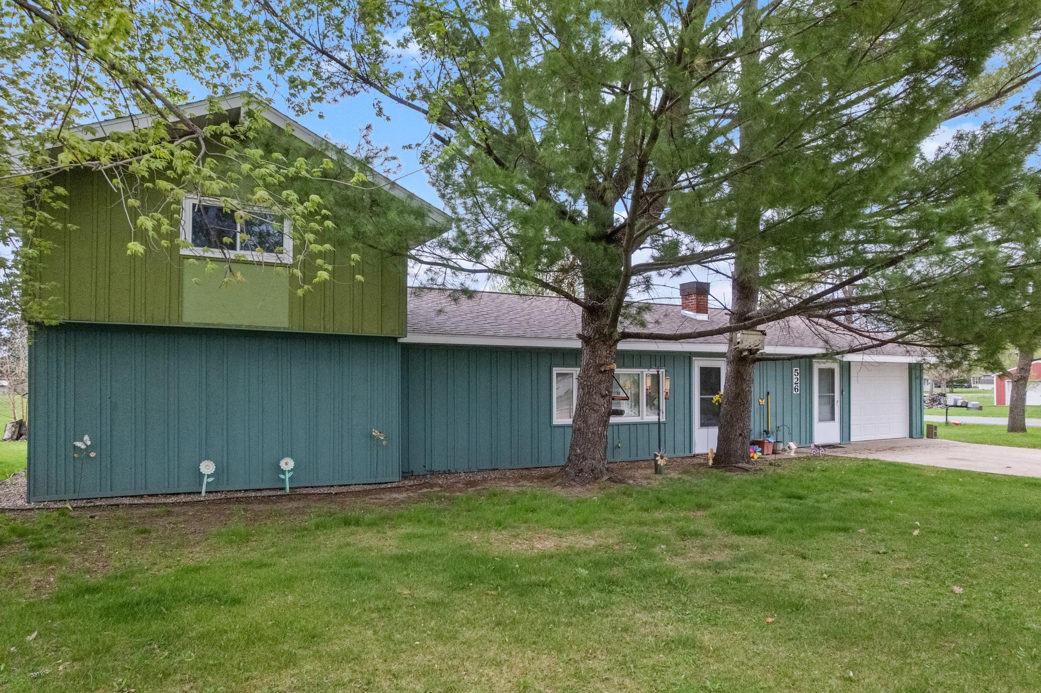 526 S Herman Street Property Photo 23