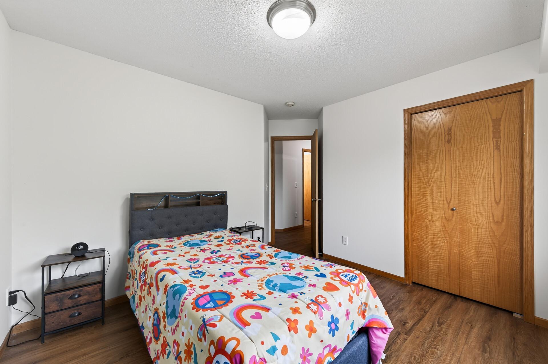 5040 Edinburgh Way Property Photo 18