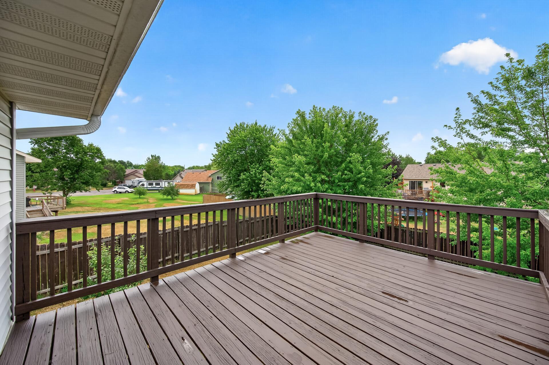 5040 Edinburgh Way Property Photo 37