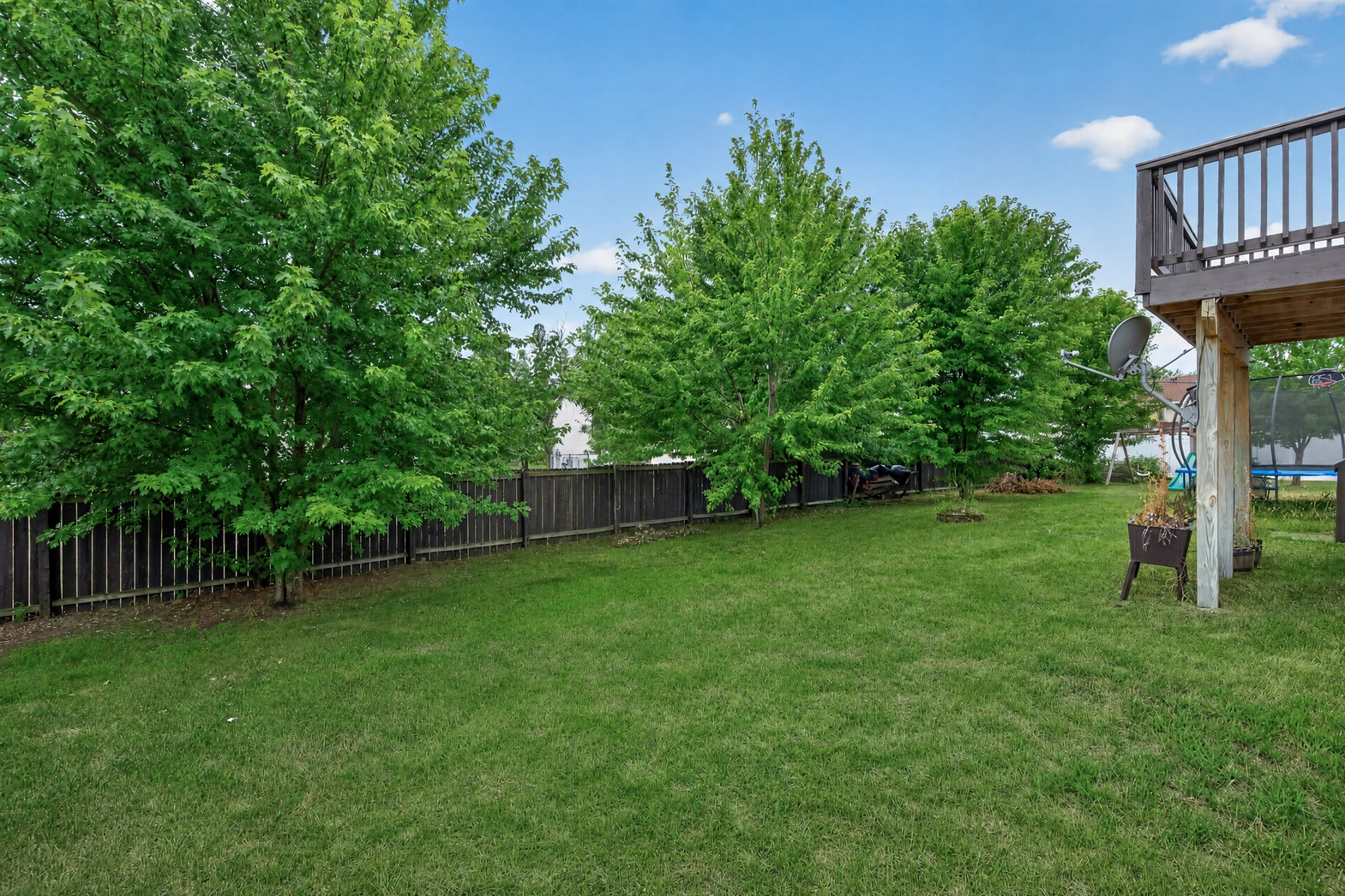 5040 Edinburgh Way Property Photo 38