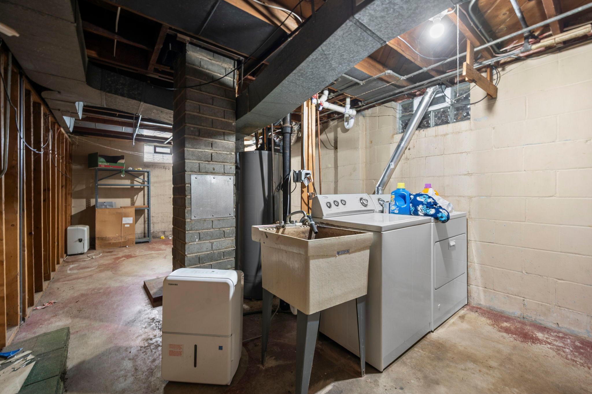 1675 Iowa Avenue E Property Photo 34