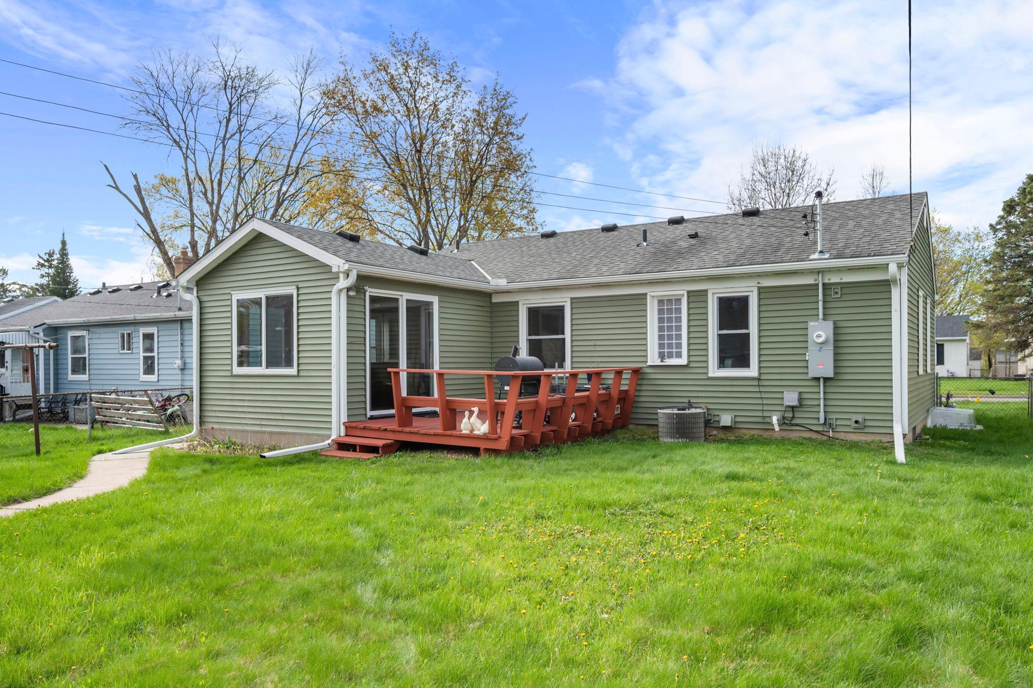 1675 Iowa Avenue E Property Photo 42