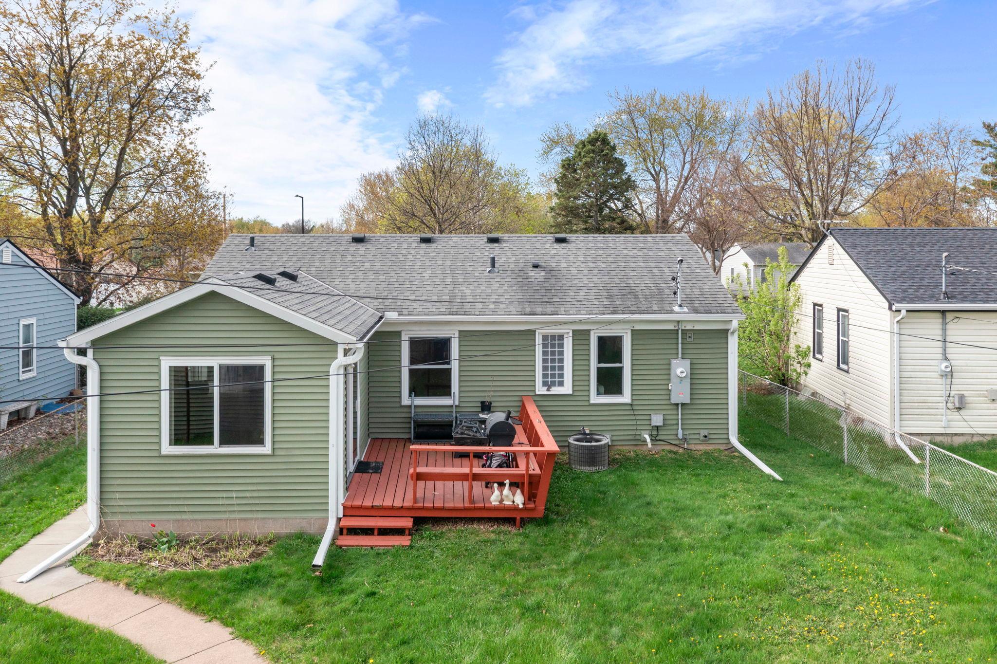 1675 Iowa Avenue E Property Photo 43