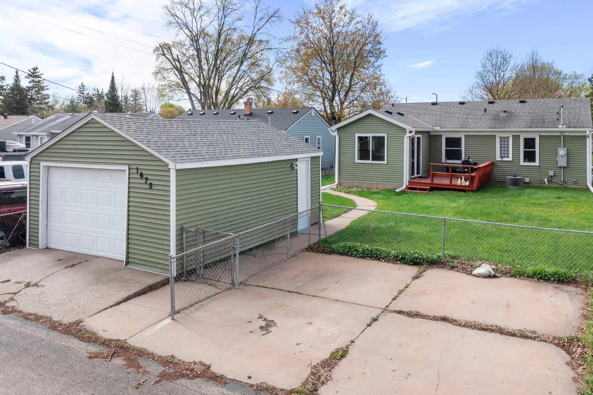 1675 Iowa Avenue E Property Photo 47