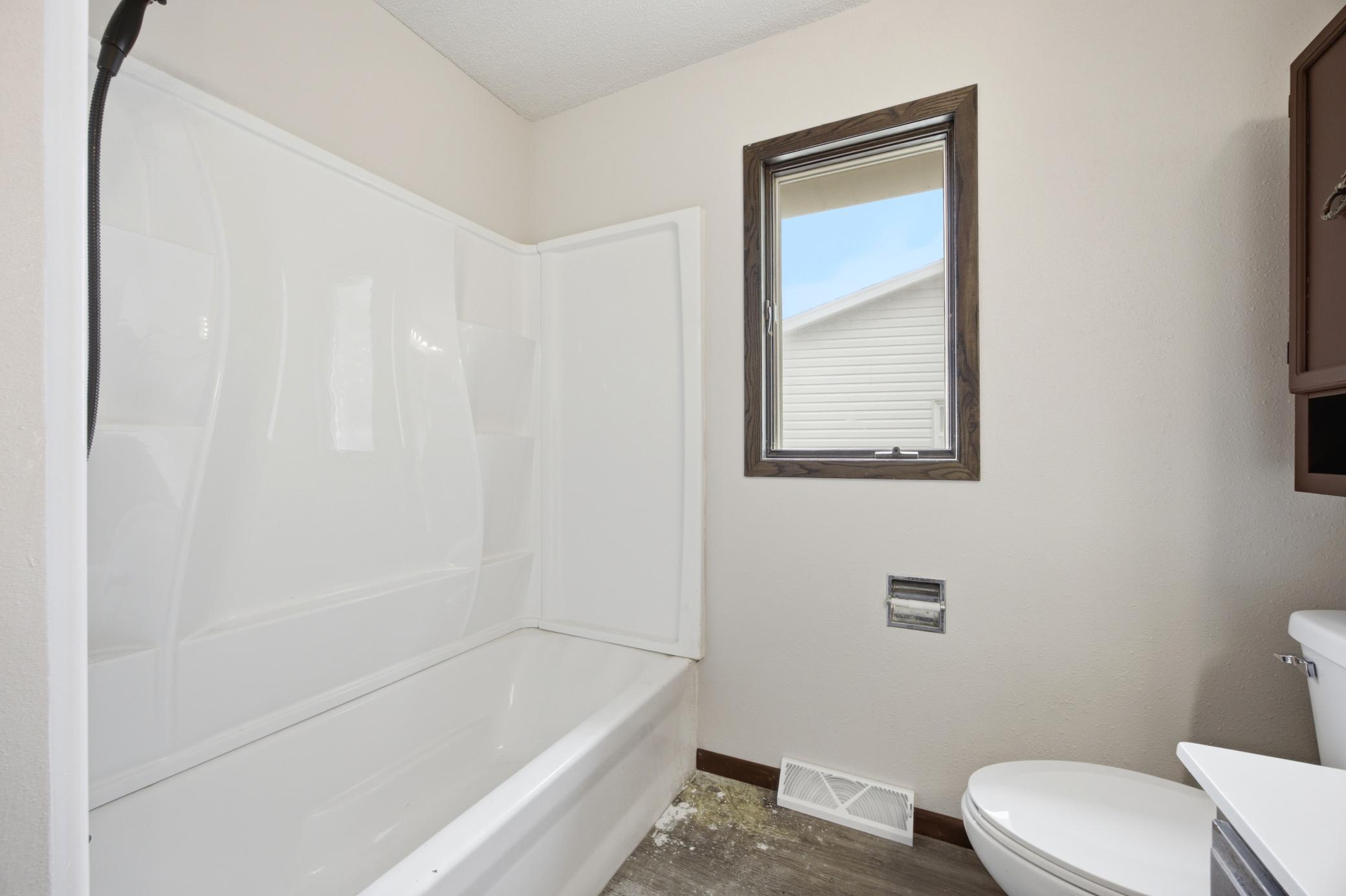 609 Lily Lane Property Photo 18