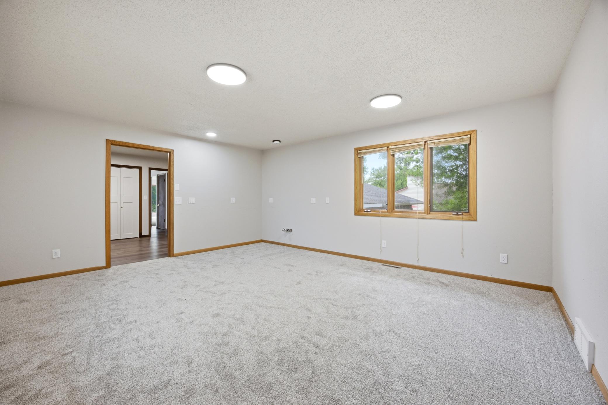 609 Lily Lane Property Photo 24
