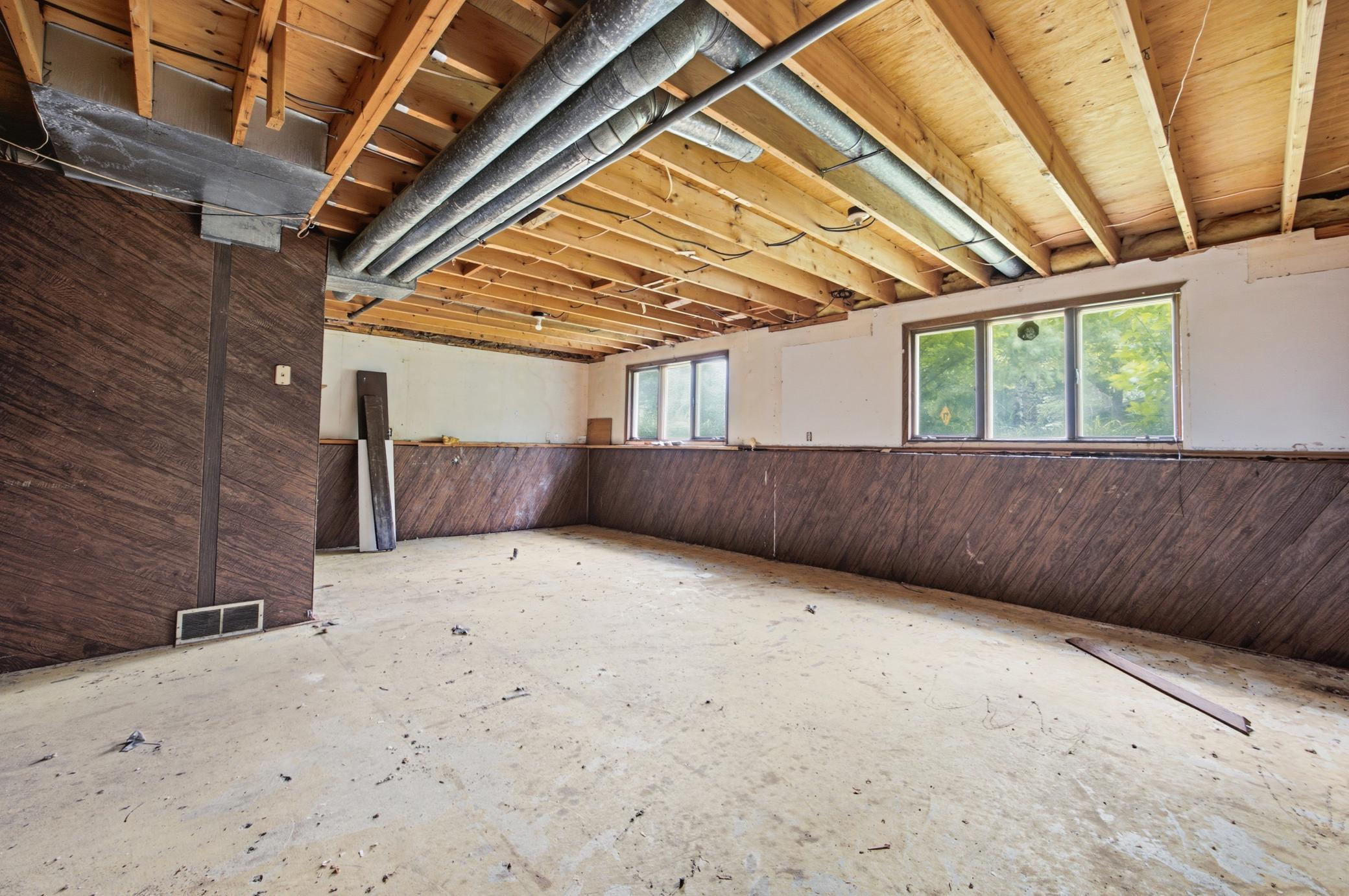 609 Lily Lane Property Photo 31