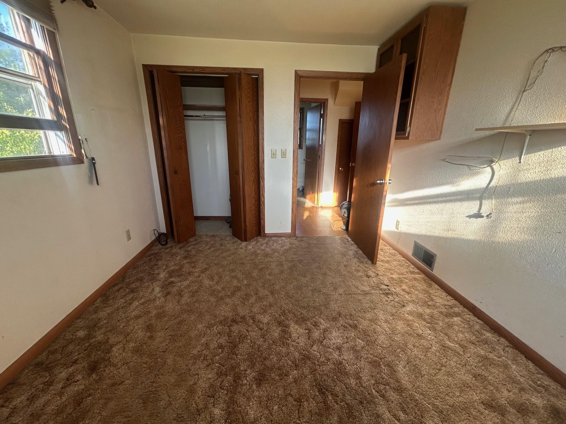 38676 647th Avenue Property Photo 5