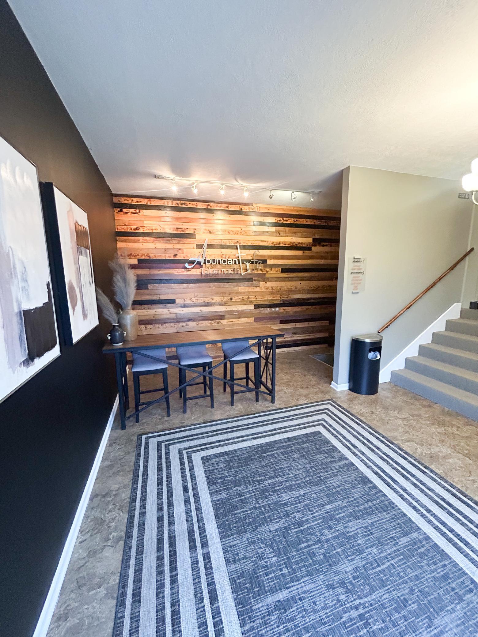 627 Clary Street Property Photo 7
