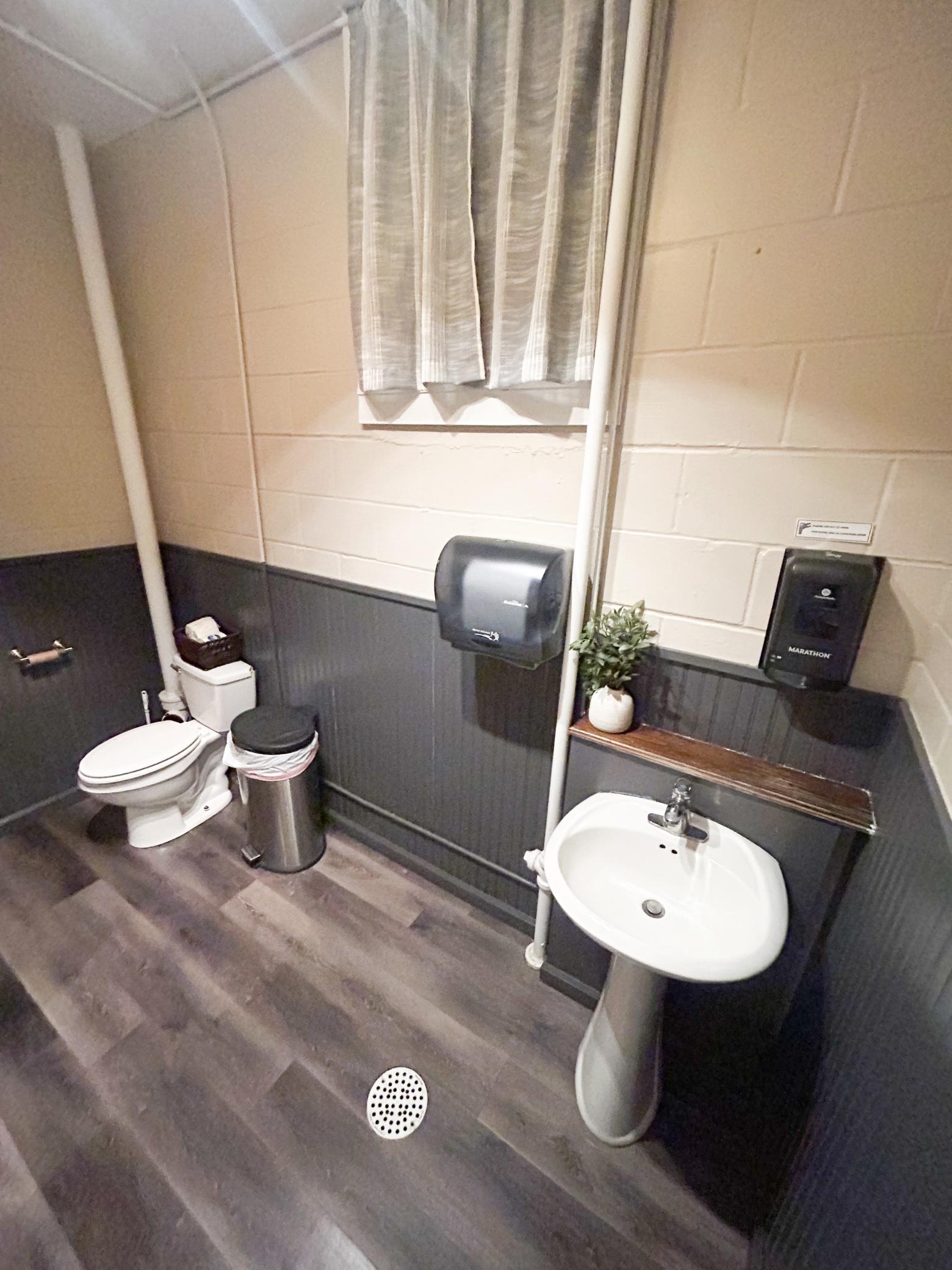 627 Clary Street Property Photo 19