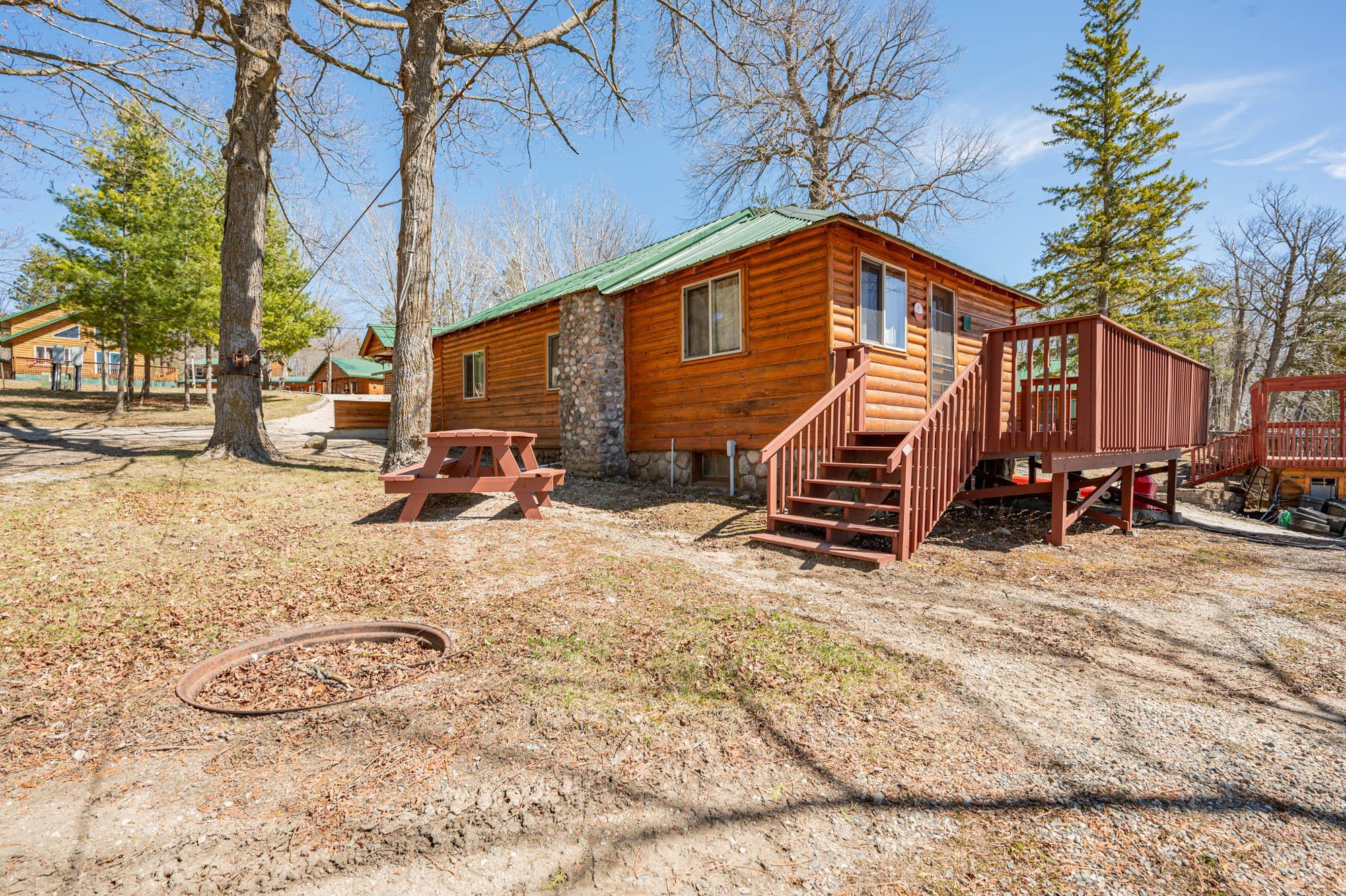 49231 County Road 173 Cabin 4 Property Photo 35