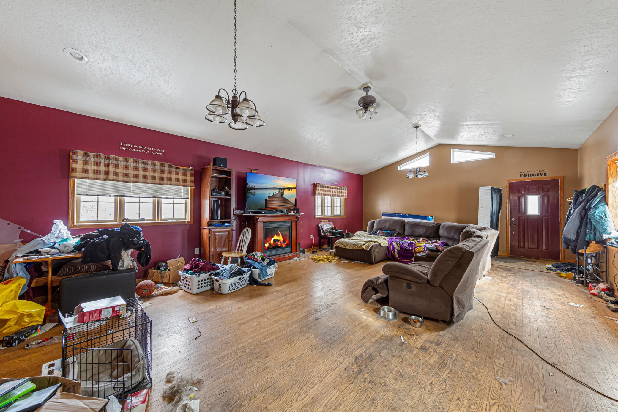 1606 Greeley Avenue N Property Photo 17