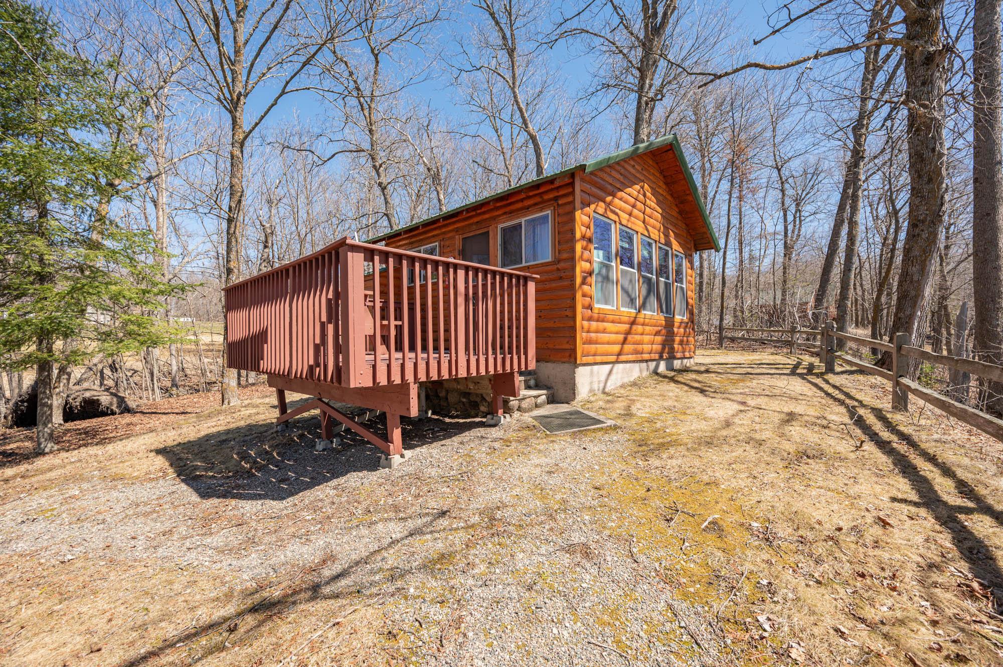 49231 County Road 173 Cabin 9 Property Photo 2