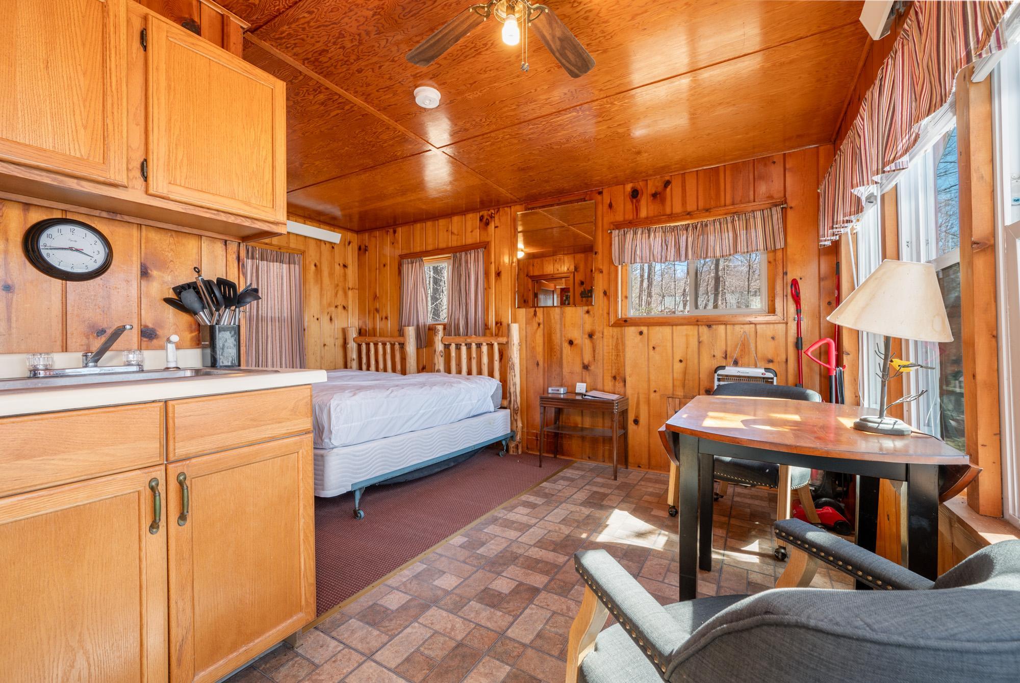 49231 County Road 173 Cabin 9 Property Photo 7