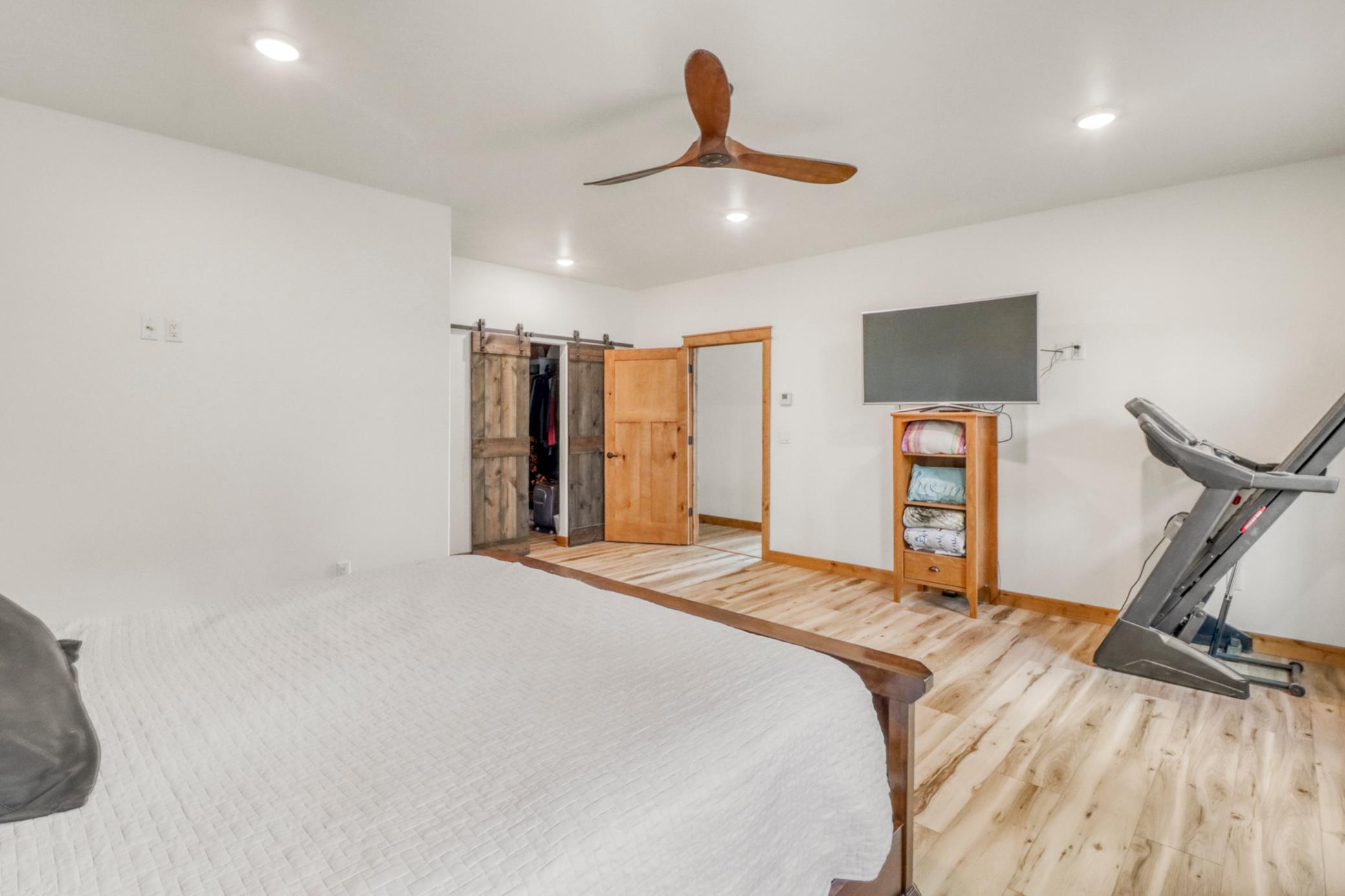 51509 County Highway 9 Property Photo 17