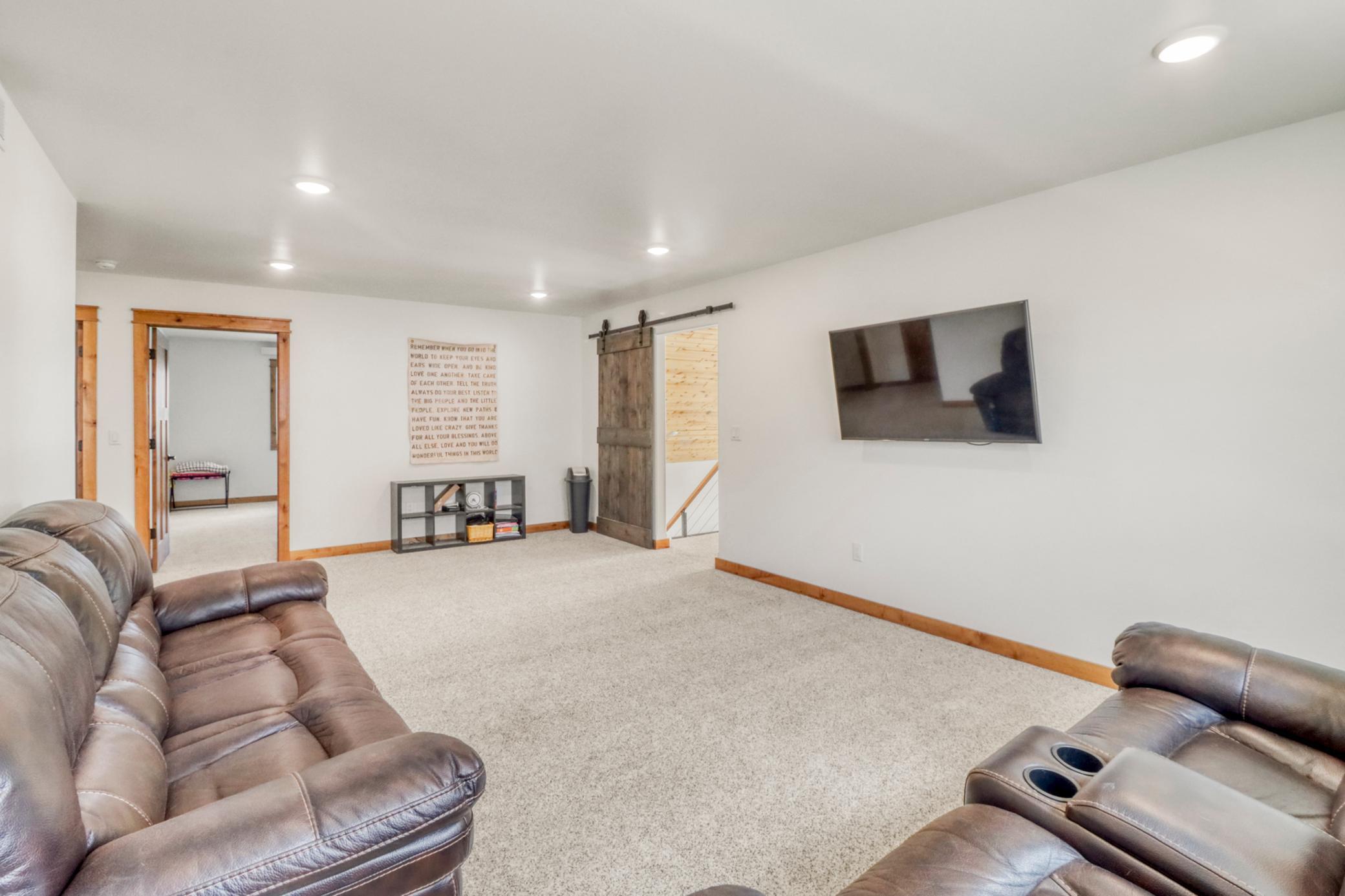 51509 County Highway 9 Property Photo 24