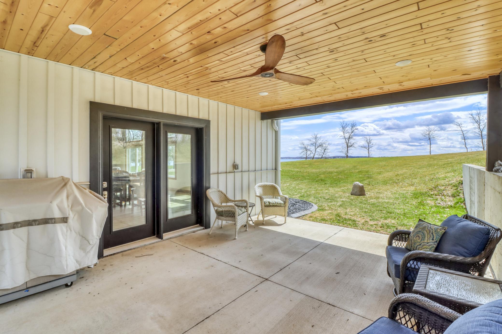 51509 County Highway 9 Property Photo 39